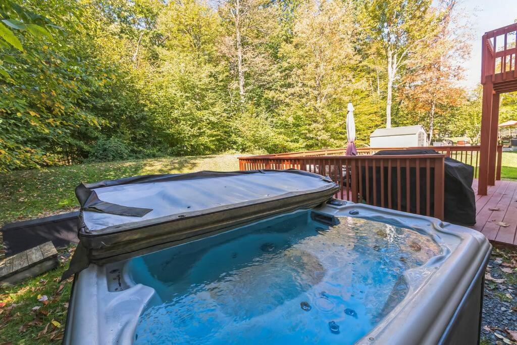 Horatio Hideaway Pocono Escape