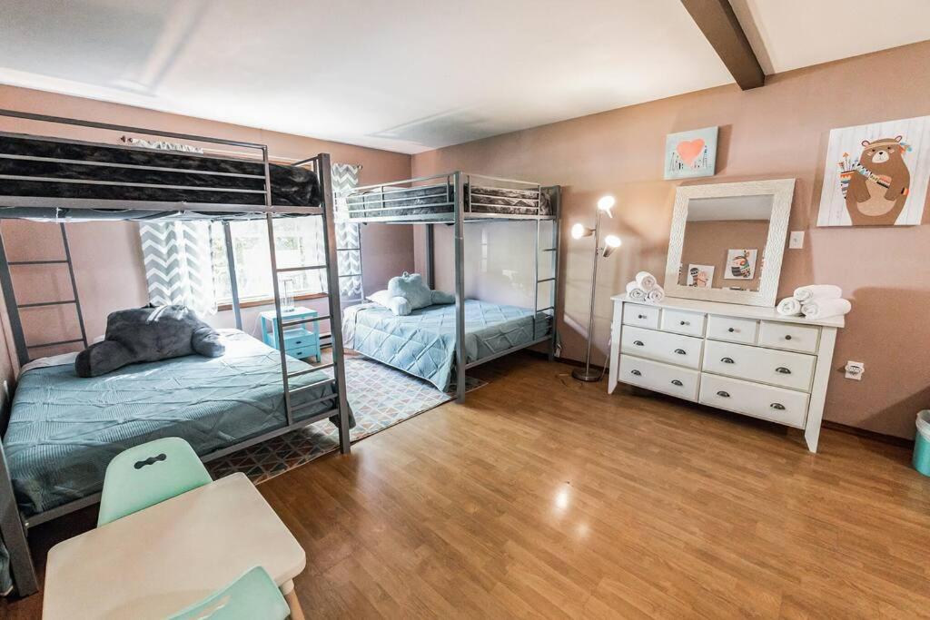 Horatio Hideaway Pocono Escape