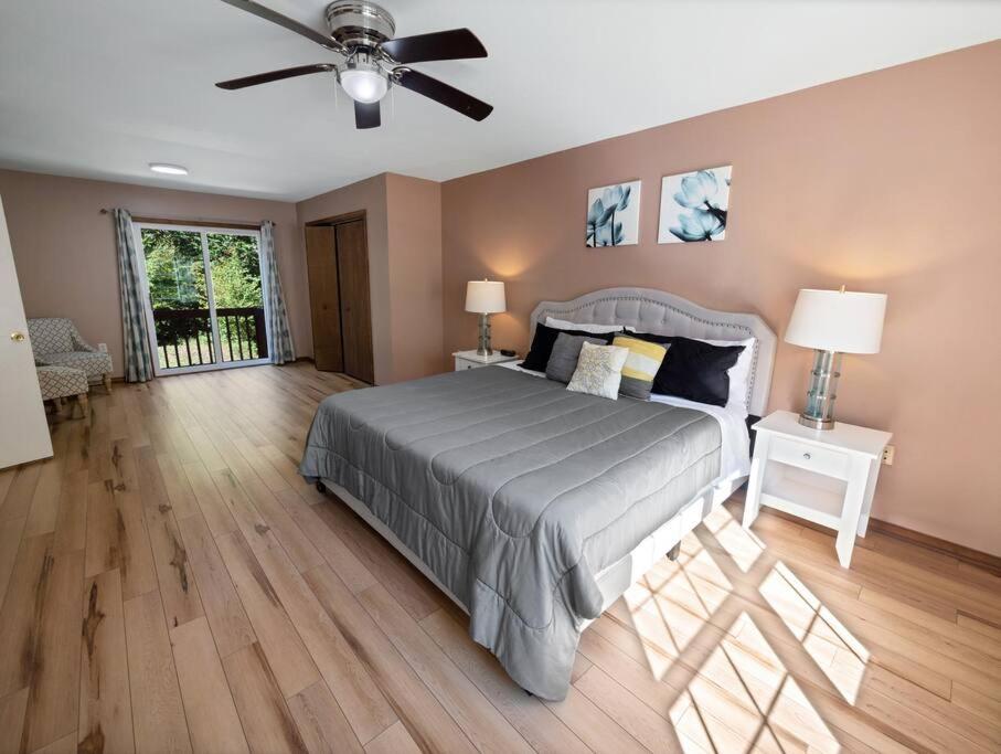 Horatio Hideaway Pocono Escape