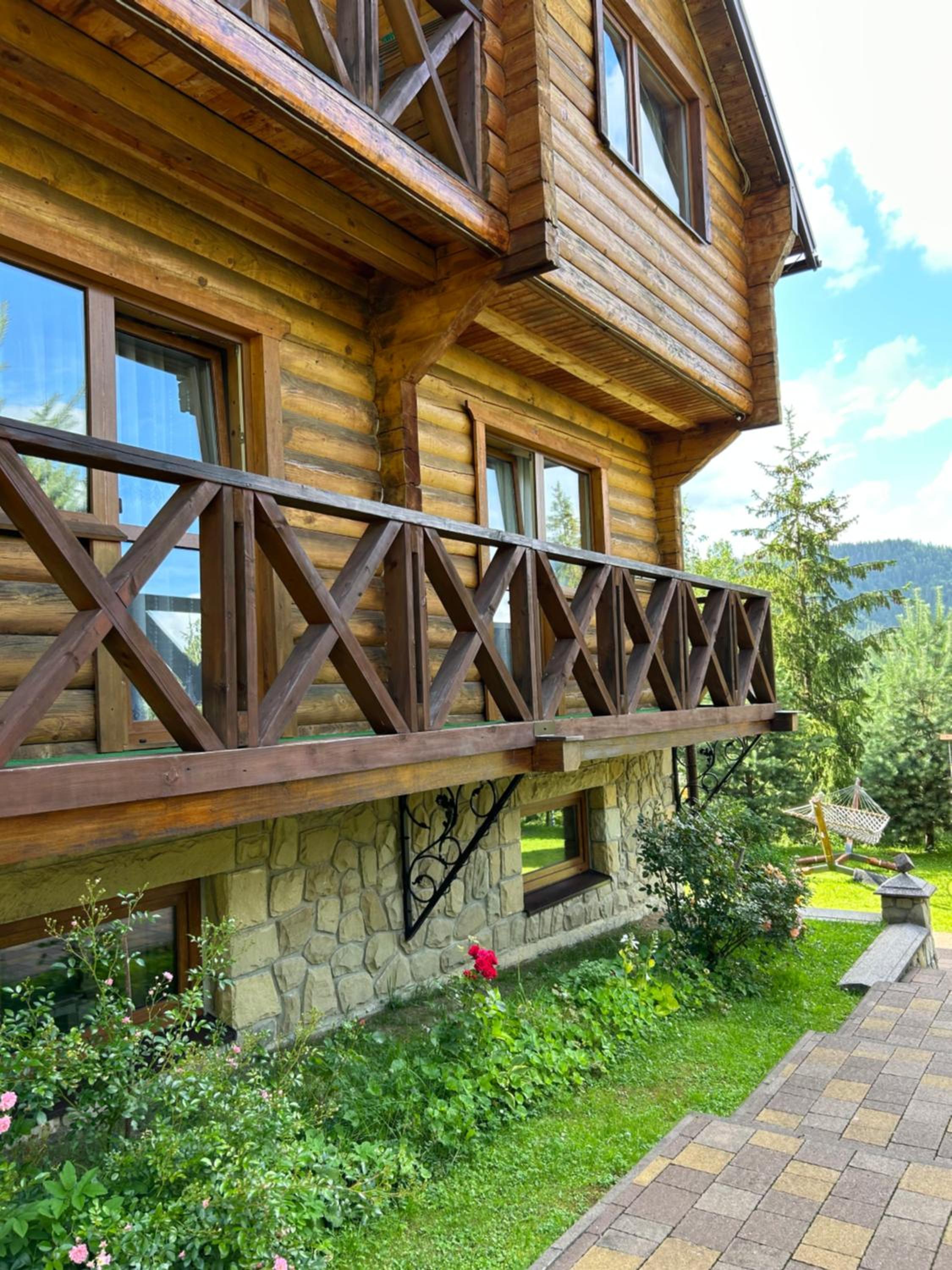 balcony