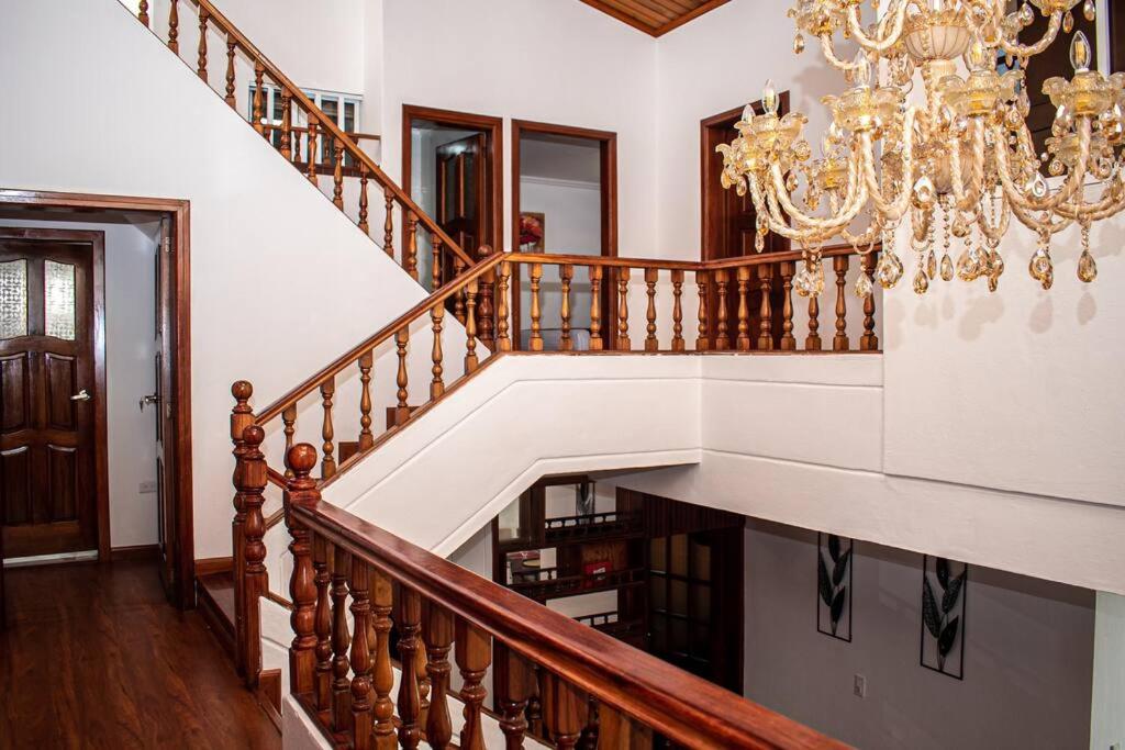 Hermosa casa con lujoso rooftop en Cuenca