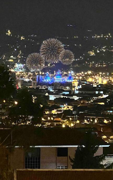 Hermosa casa con lujoso rooftop en Cuenca