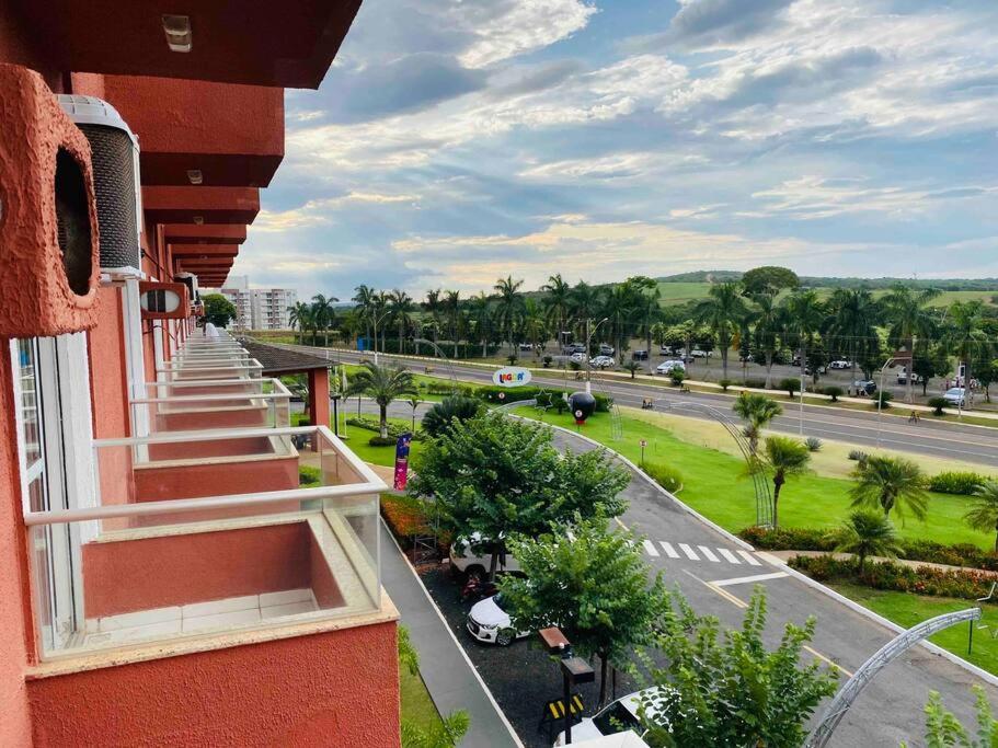 Flat no Lagoa Quente Parques e Hotéis - Caldas Novas - GO