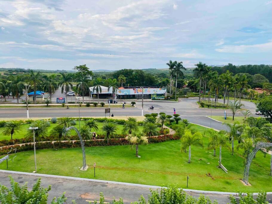 Flat no Lagoa Quente Parques e Hotéis - Caldas Novas - GO