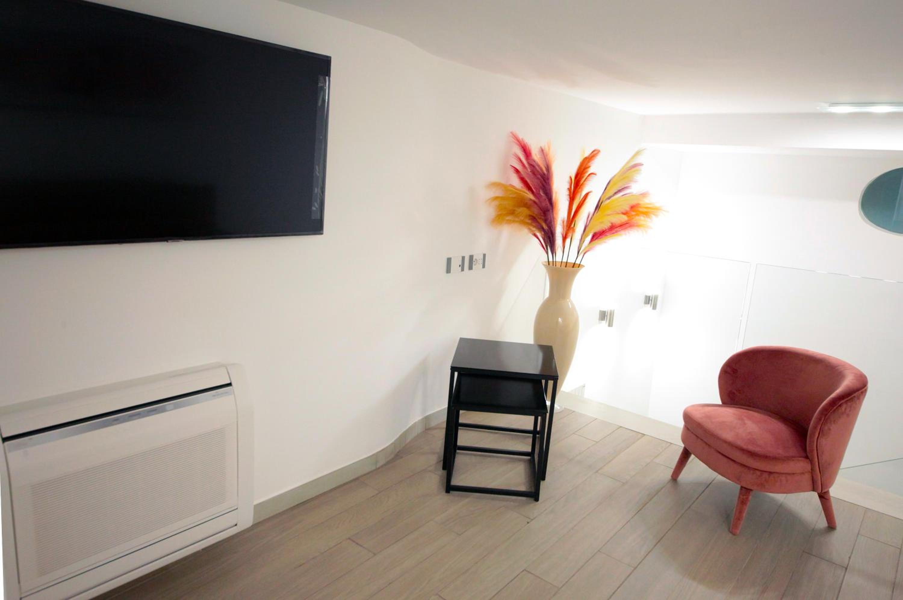 DIVA SUITE