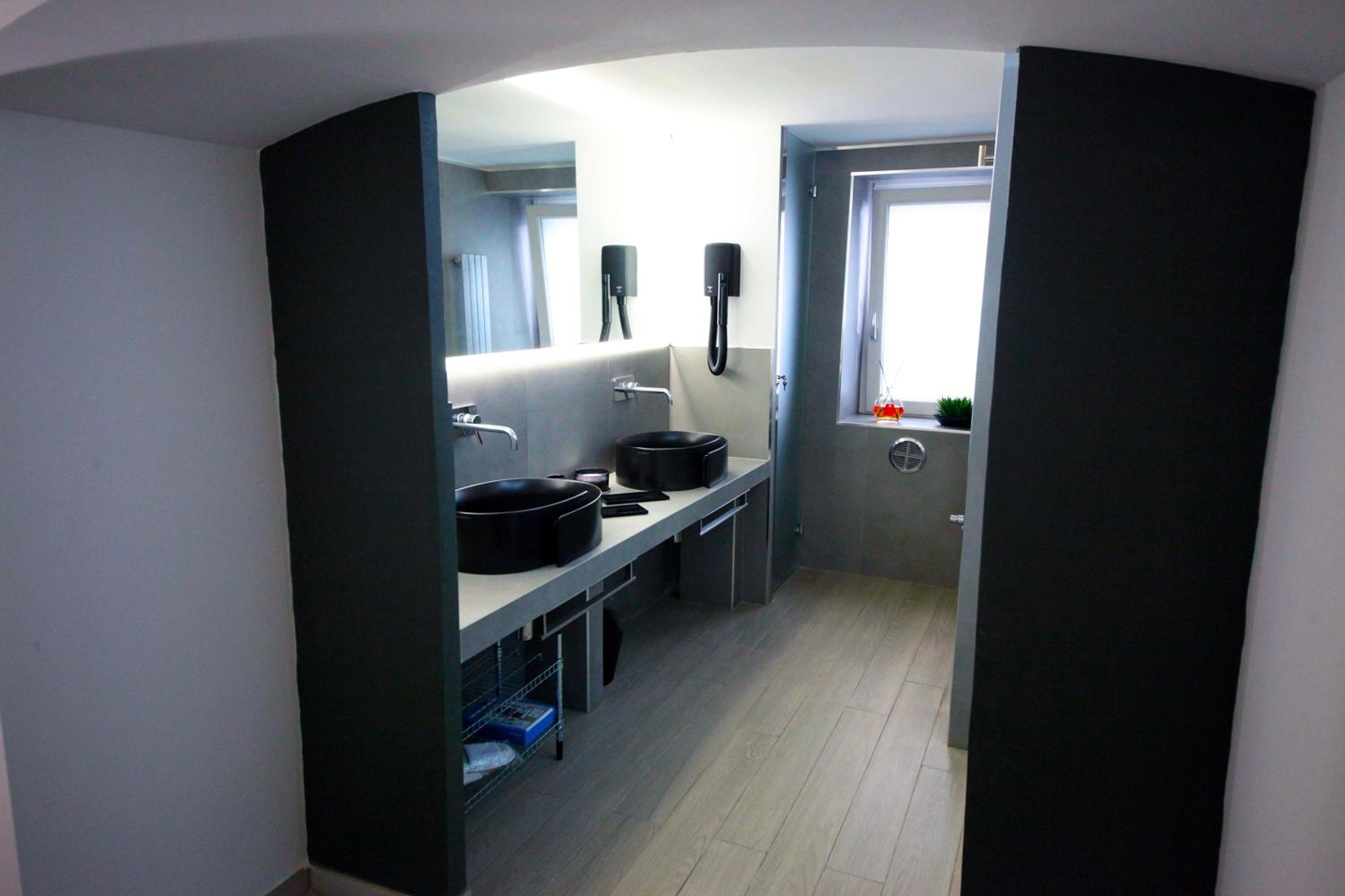 DIVA SUITE