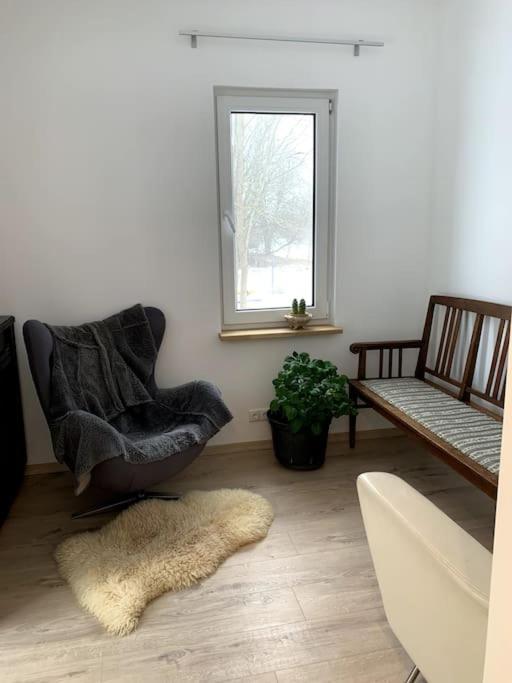Small cozy 3-room house with terrace & large garden view 2