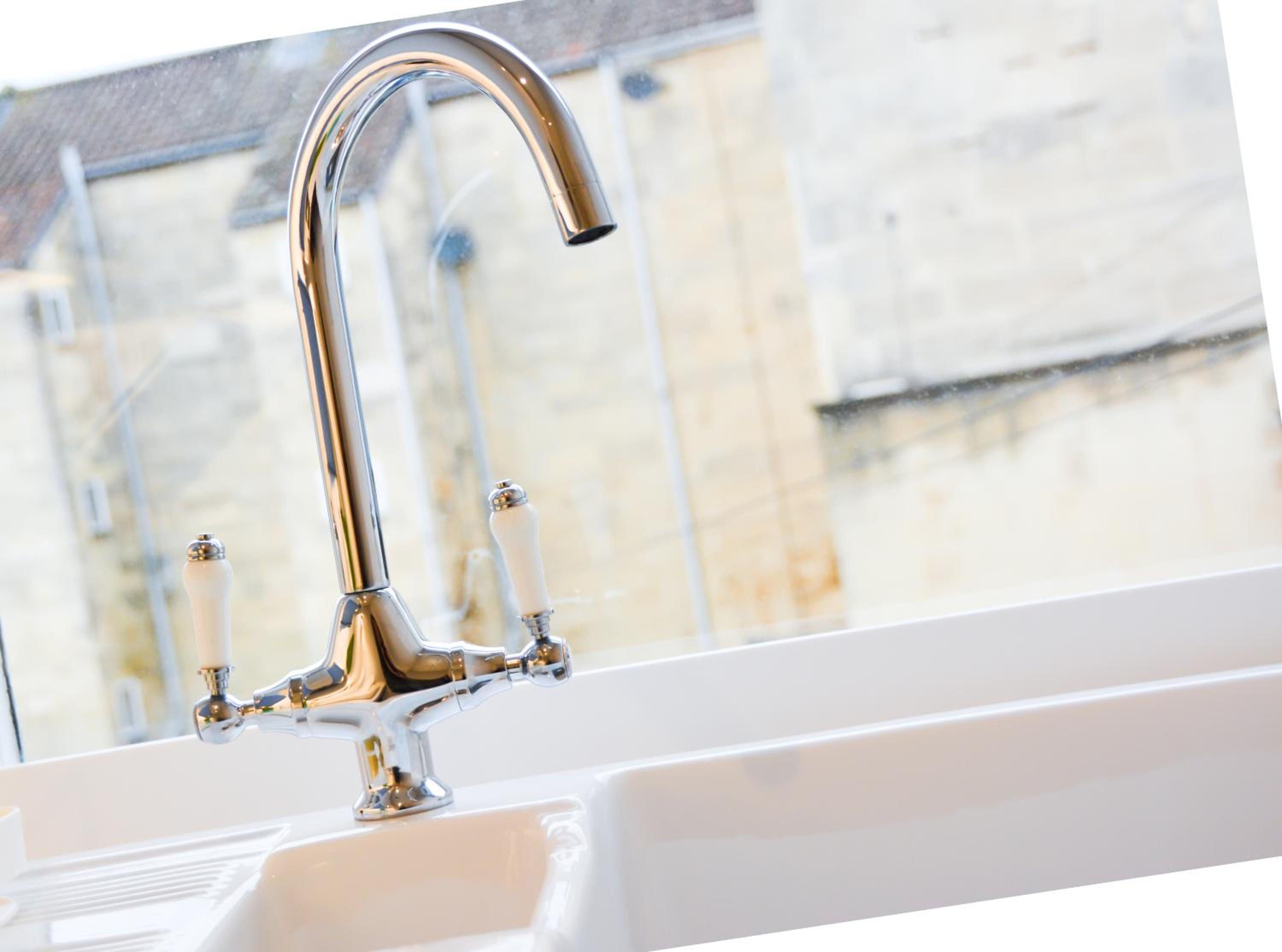 The Apartment, Bath view 5