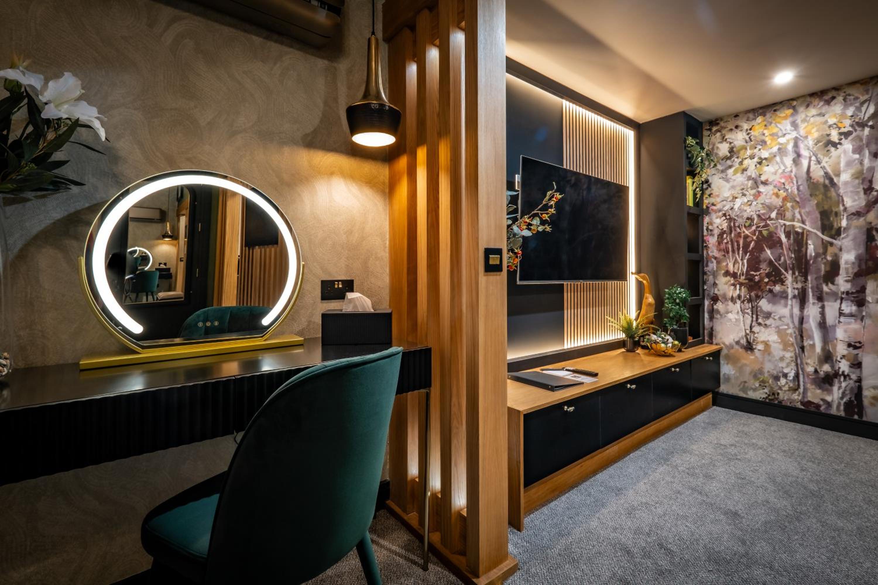 hotel room