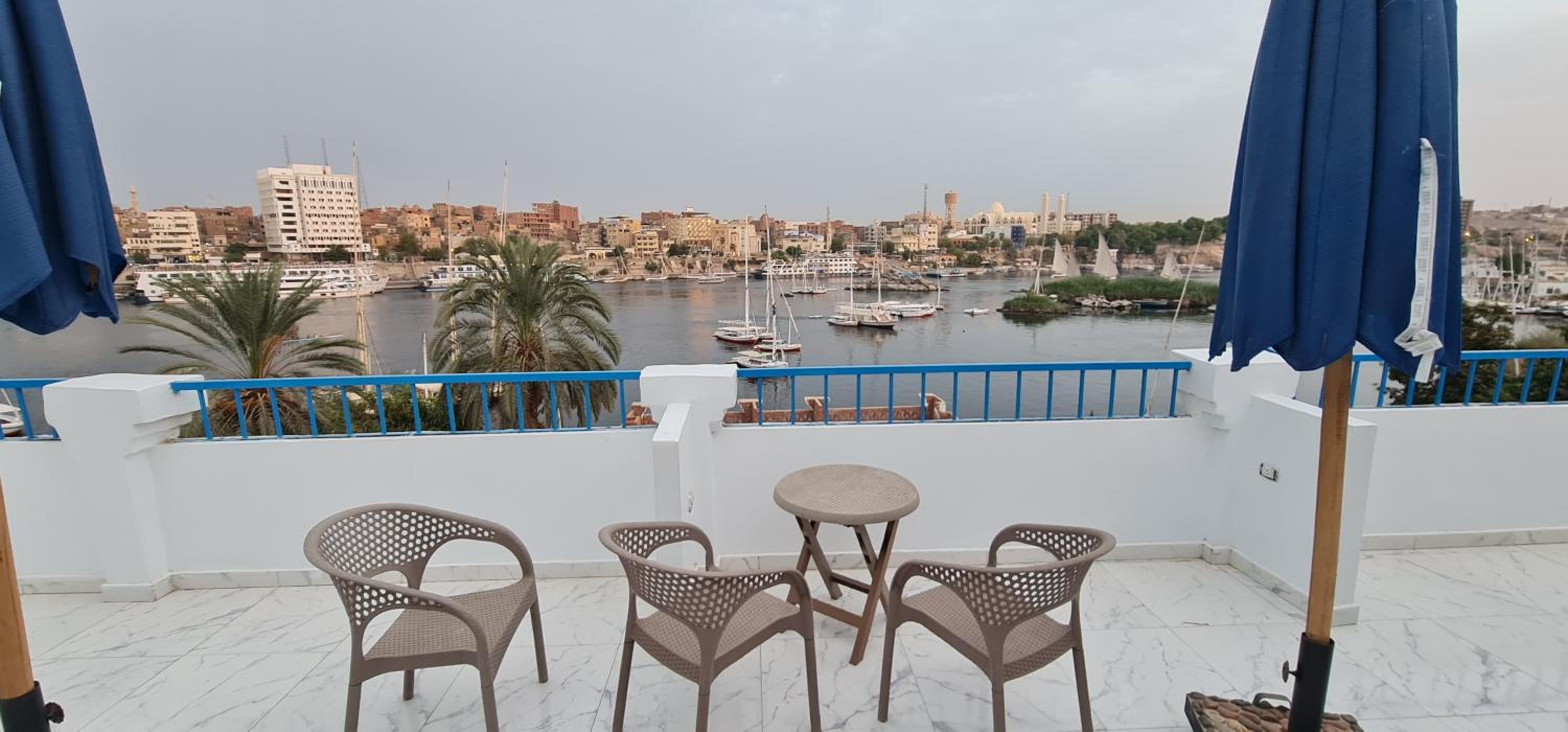 La Terrace