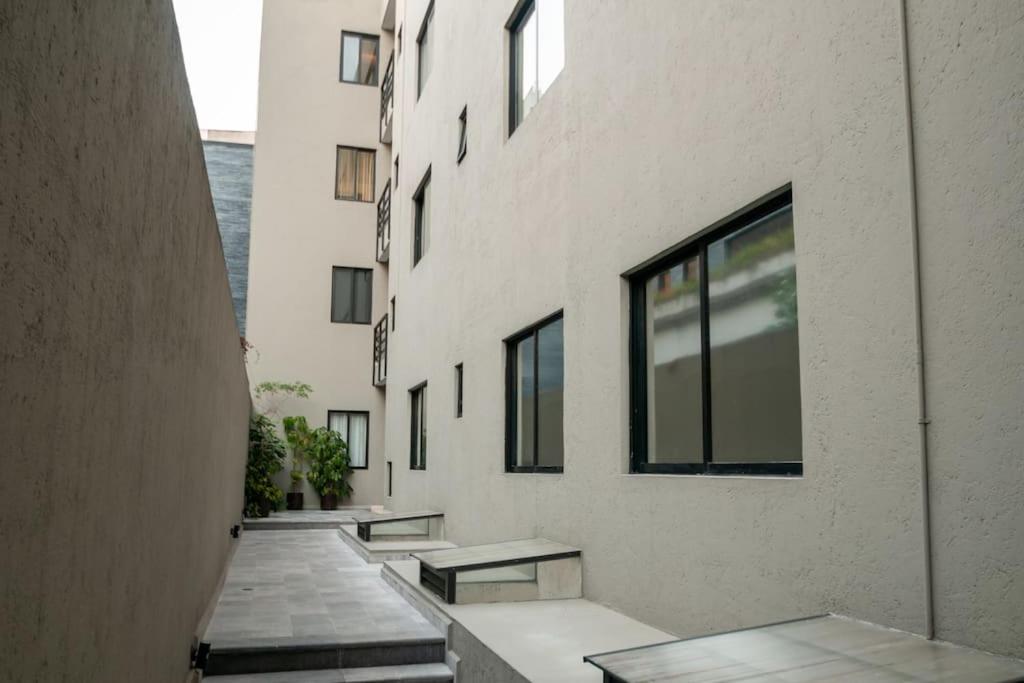 Cmfy & Cool Flat — Mexico City