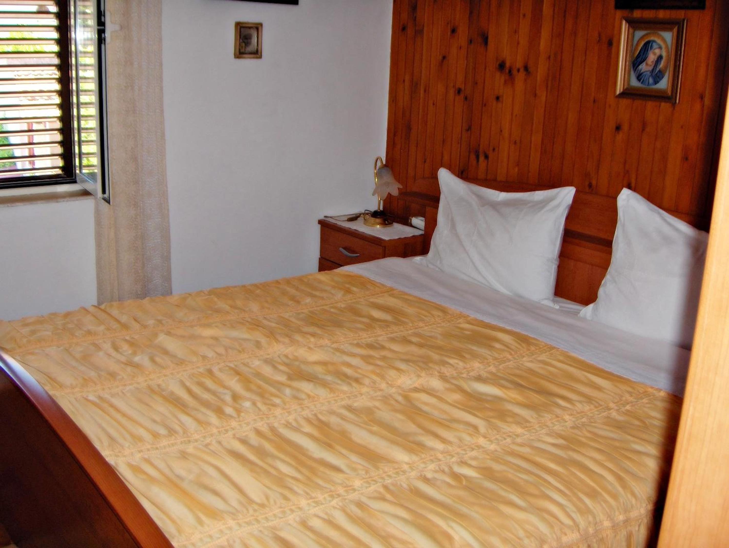 Guest House Roza