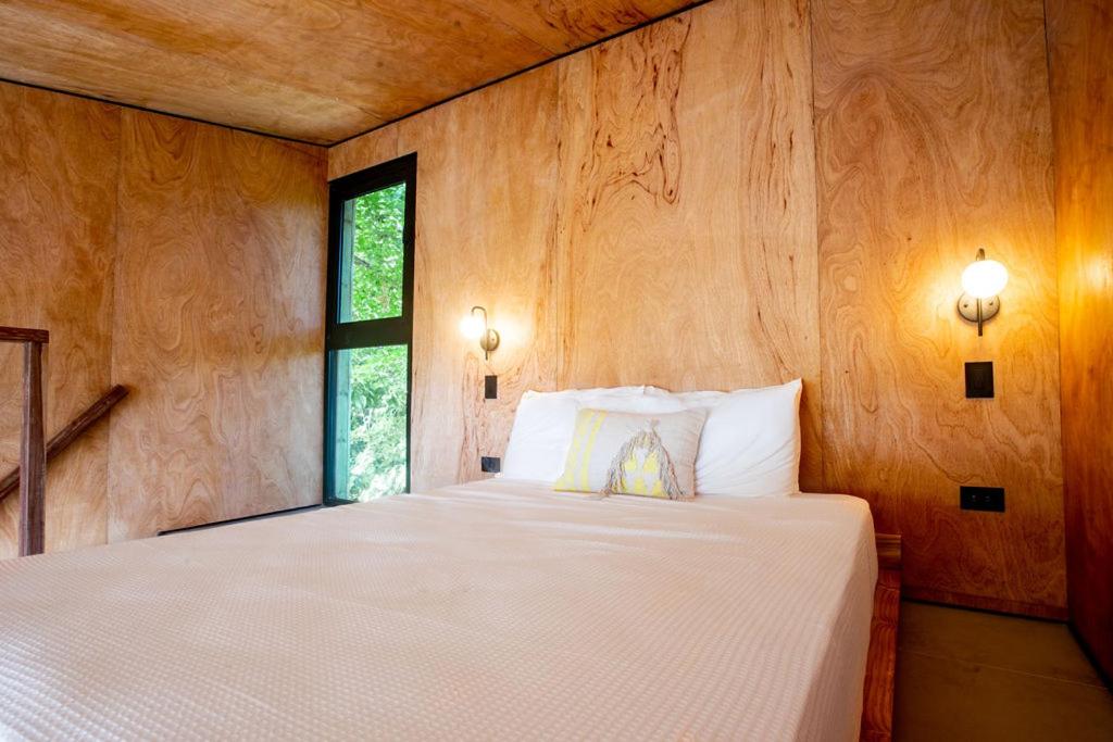 Stylish Tiny Home with Sea View and Bathtub view 5