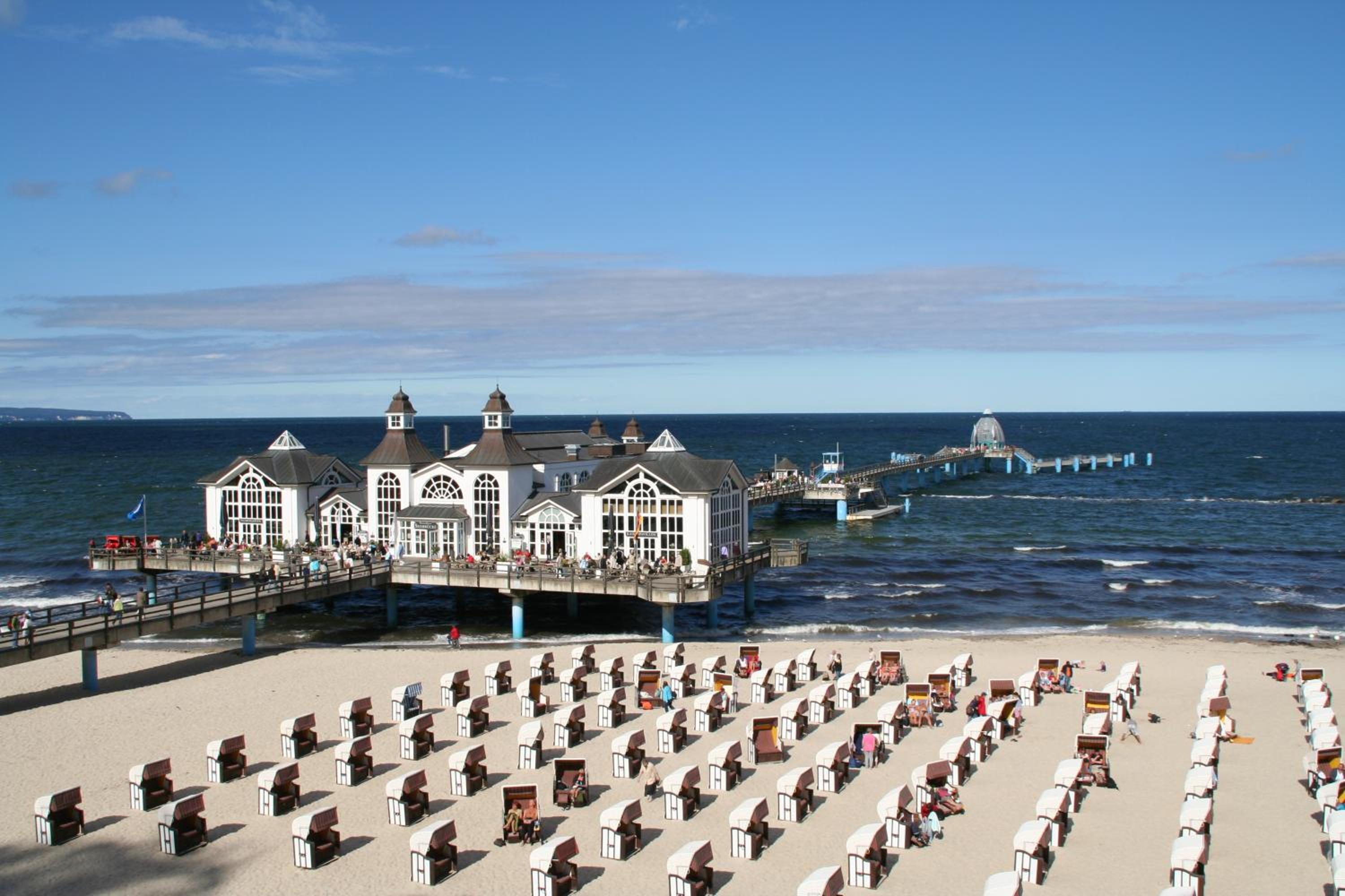 URLAUBSPARADIES-RÜGEN