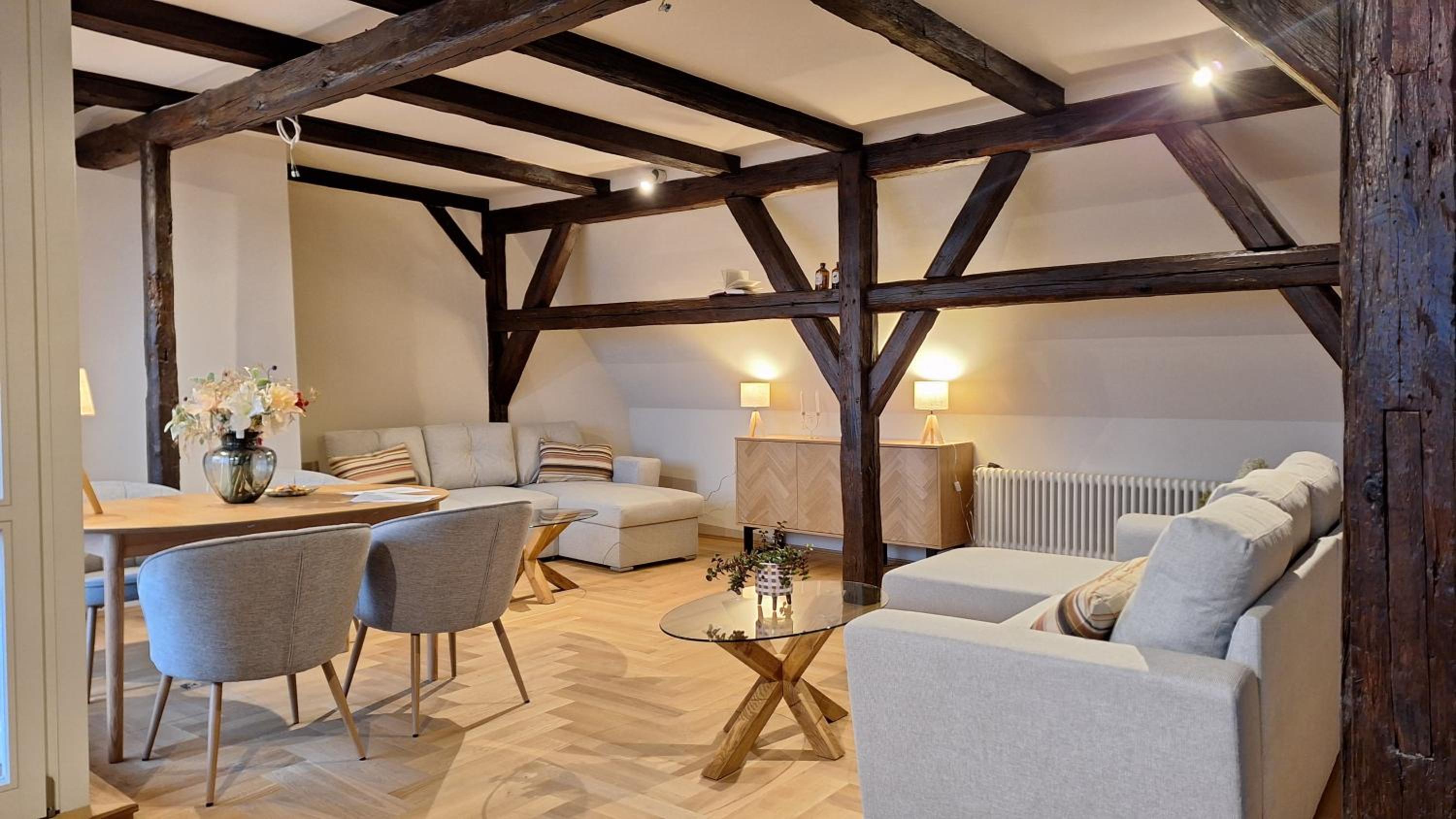 Stadtpalais Bellevue-Suite 3- Zimmer- Maisonettewohnung mit Dachterrasse maximal 4 Personen