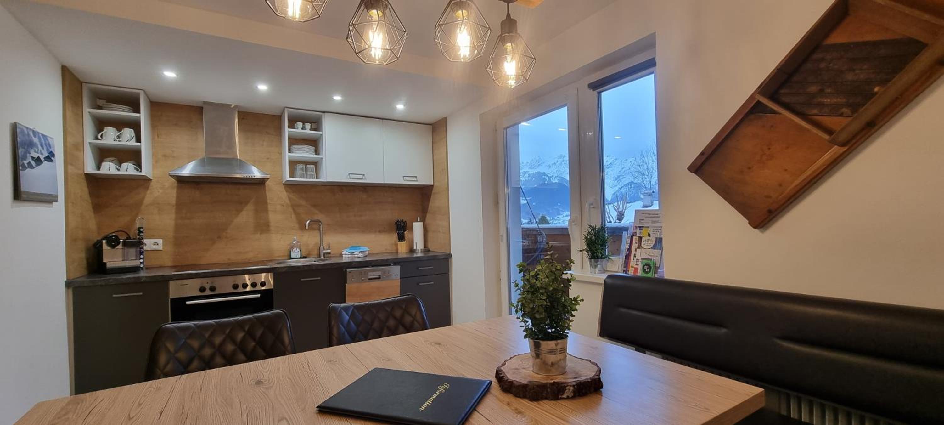 Haus Tisch