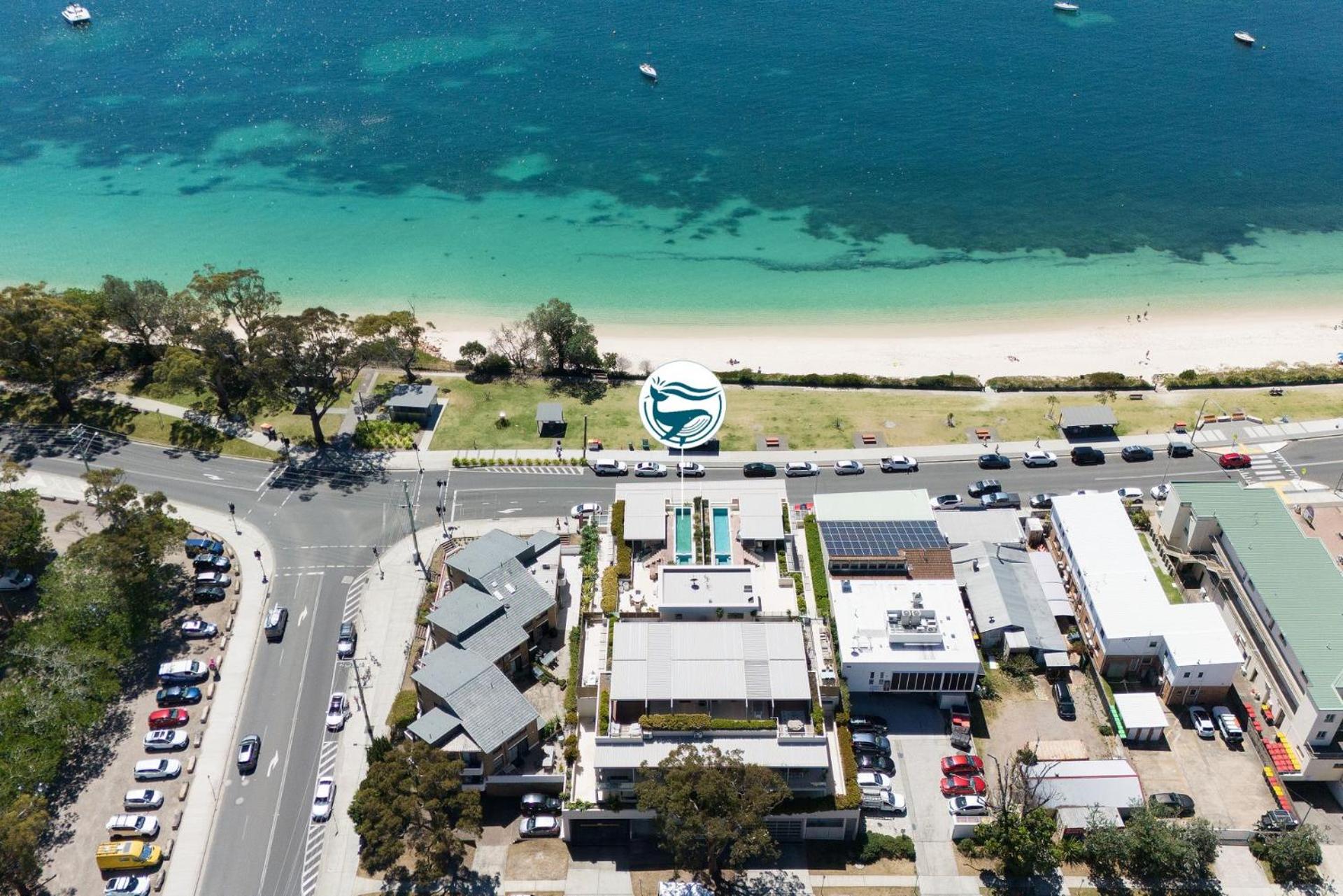 Aura 3 Spectacular Beachside Views