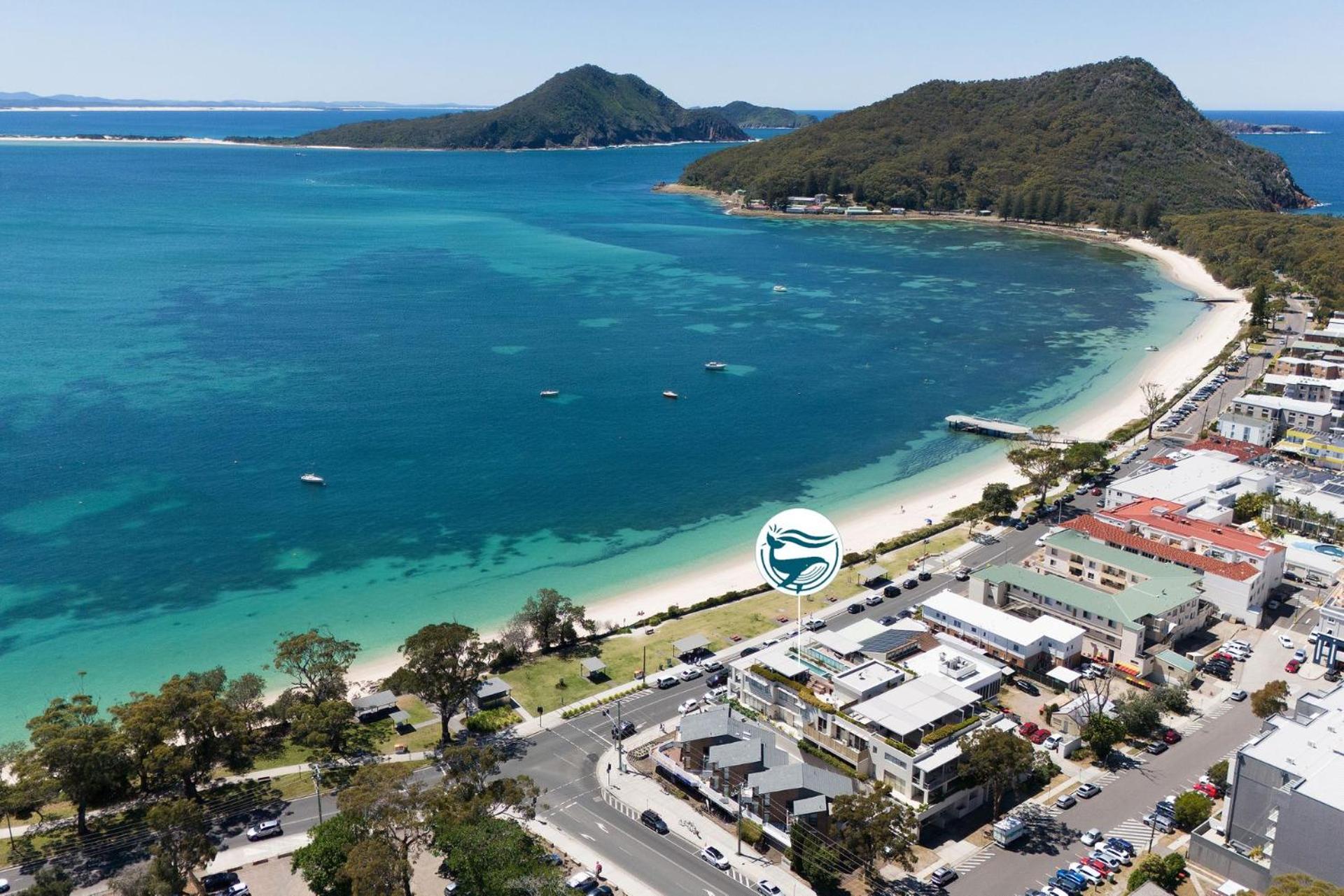 Aura 3 Spectacular Beachside Views