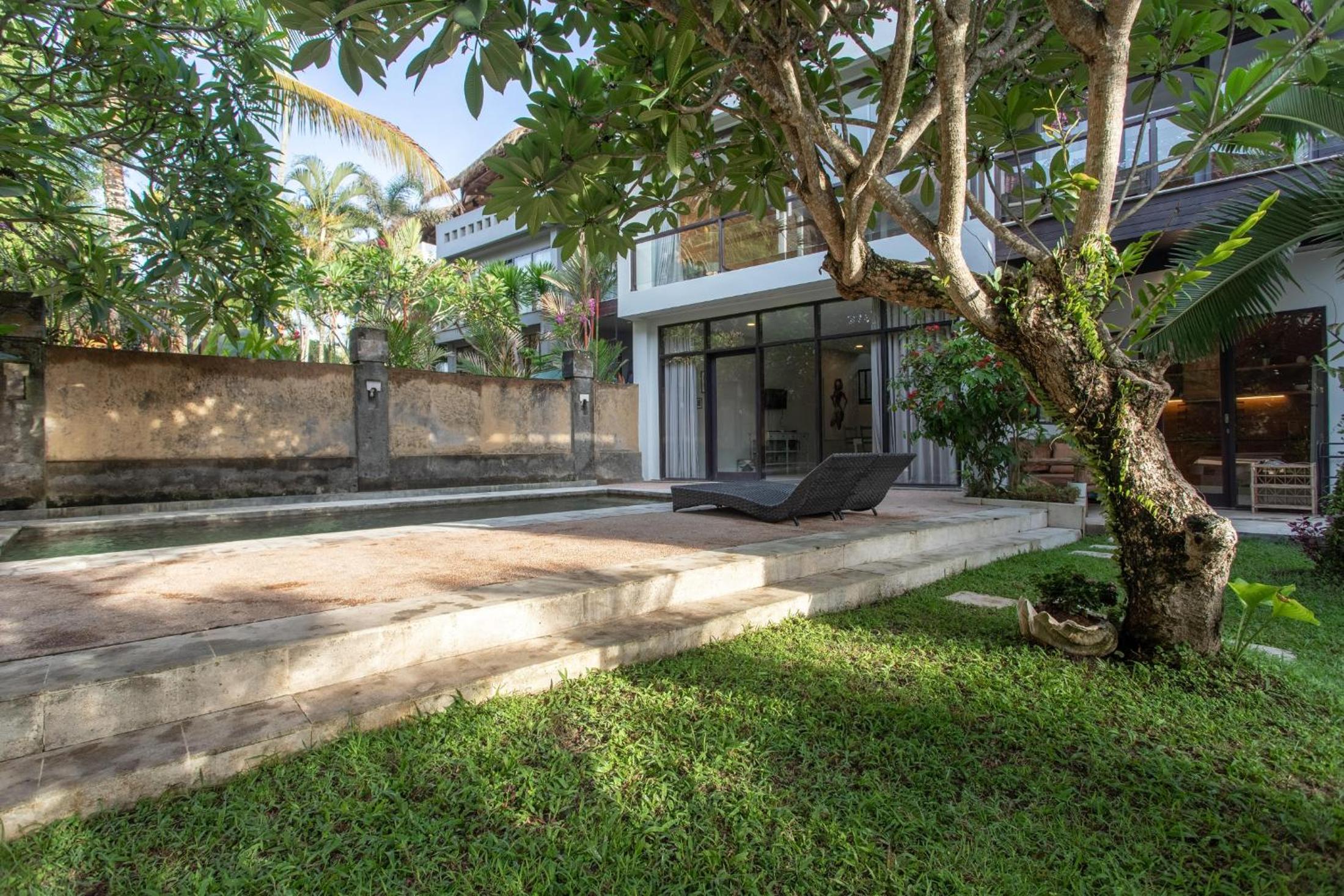Surf House Santai Villa Balian view 3
