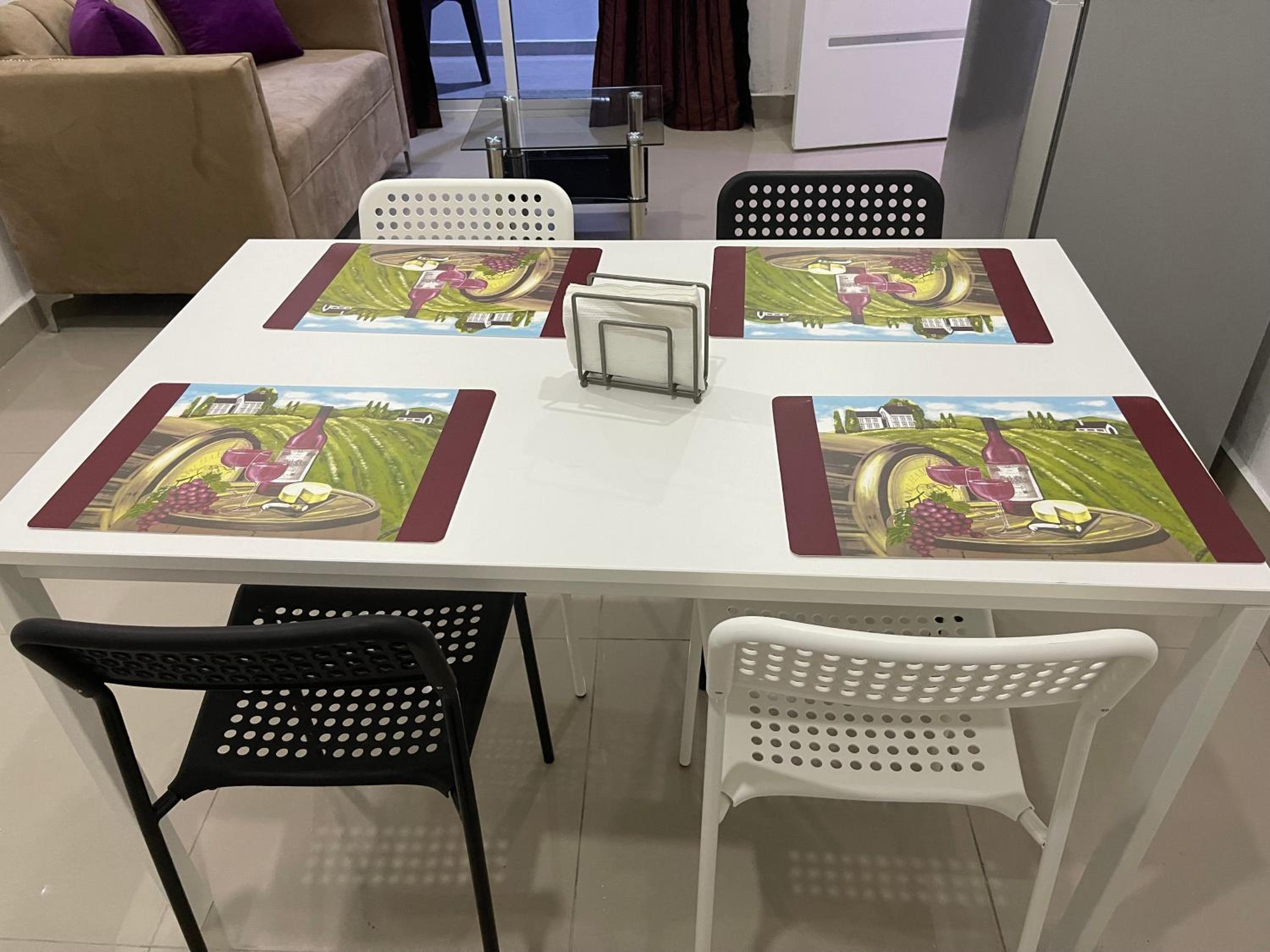 dining