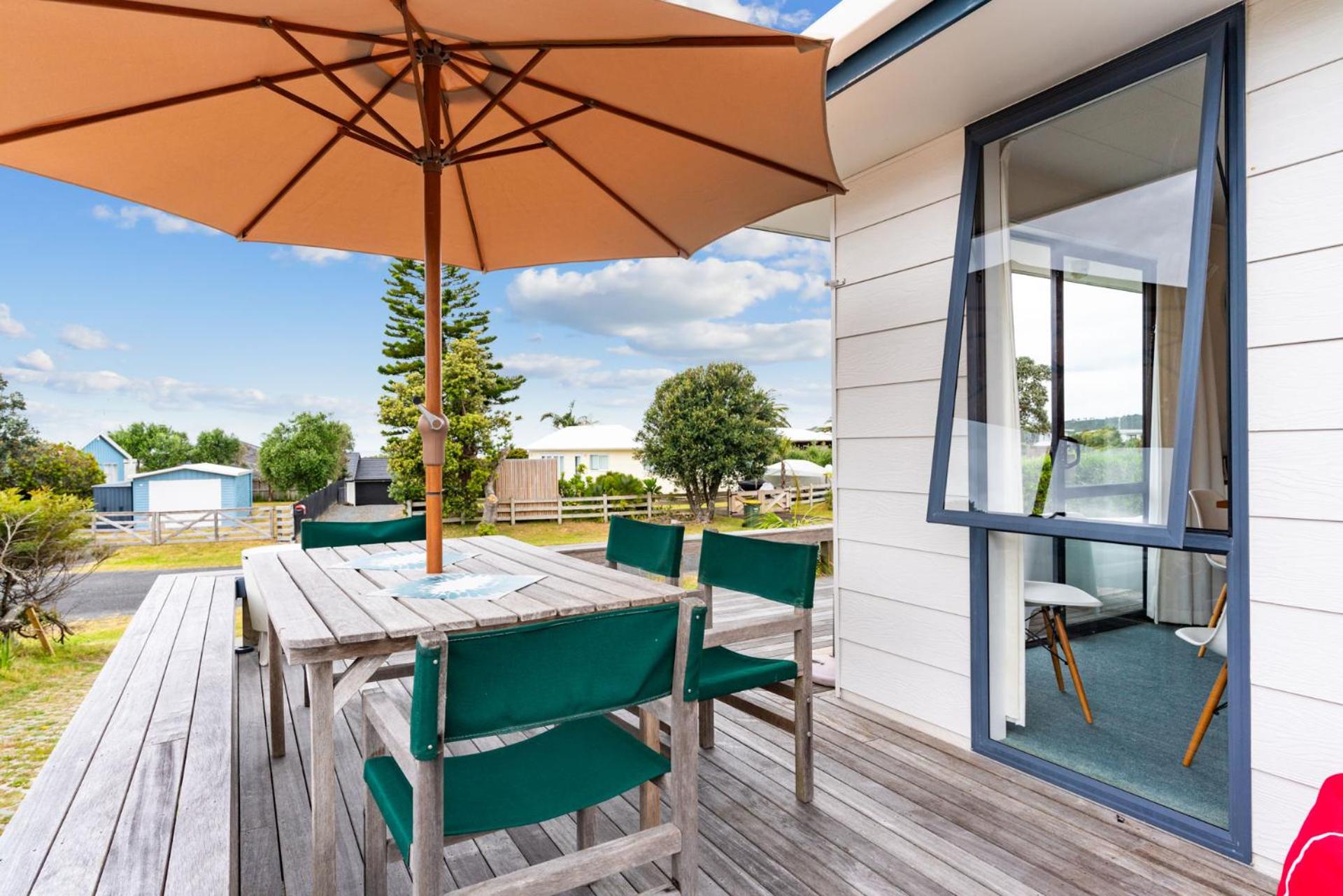 The Summer Pad - Omaha Holiday Home view 5