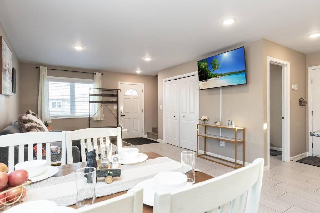Birch Hill Retreat Great location2+gArAge+AurorA view 3