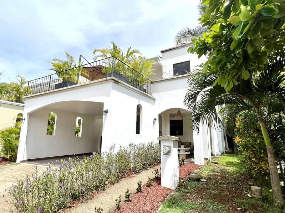 Quepos Fishing Villa