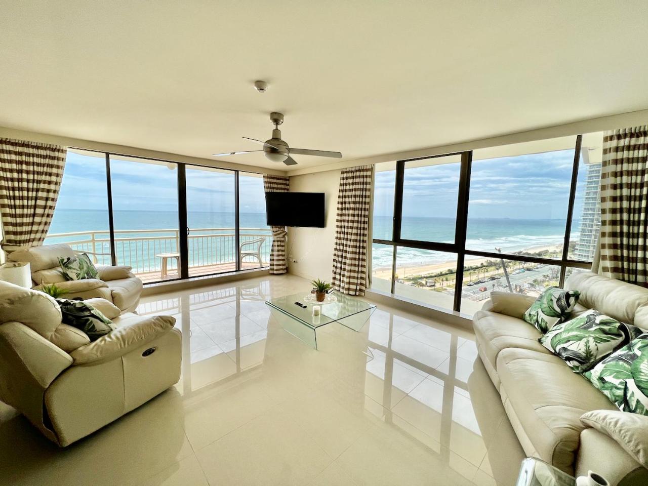 Seacrest, Surfers Beach Front 15A