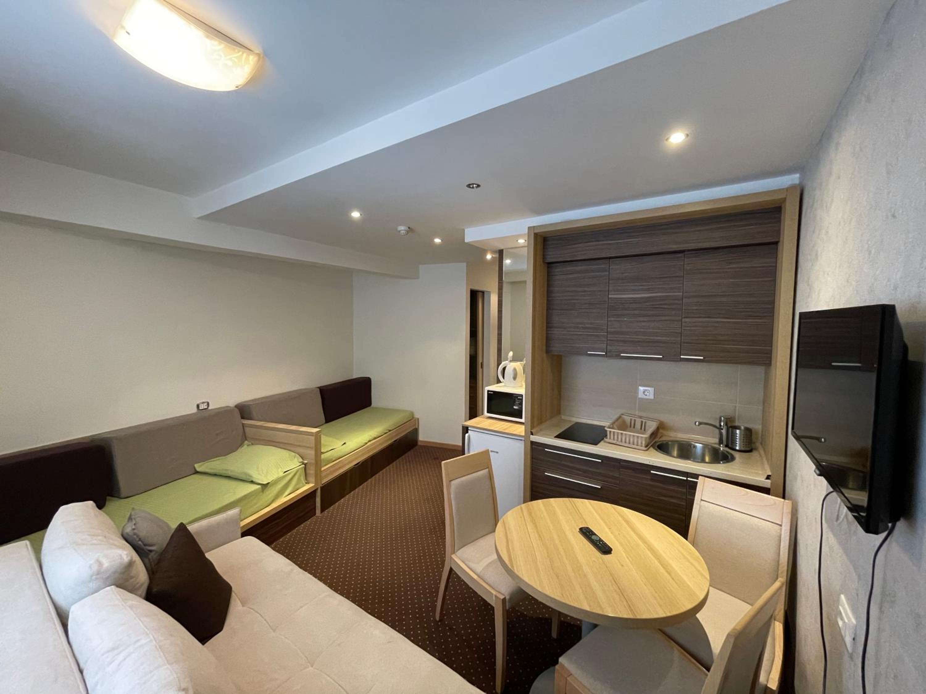 Photo 43
