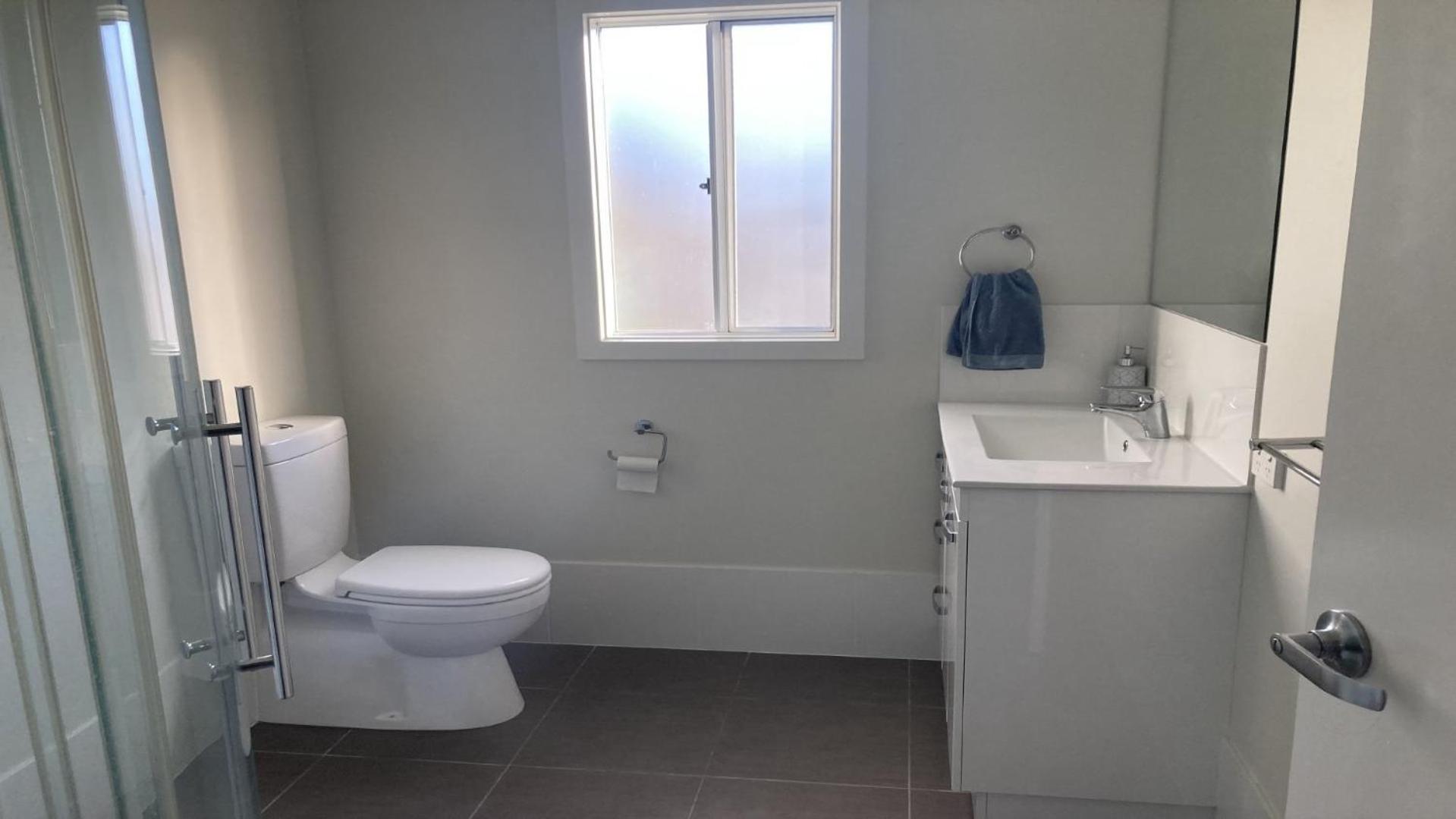 Off The Net - New Listing - Esplanade Property With Views Of The Channel