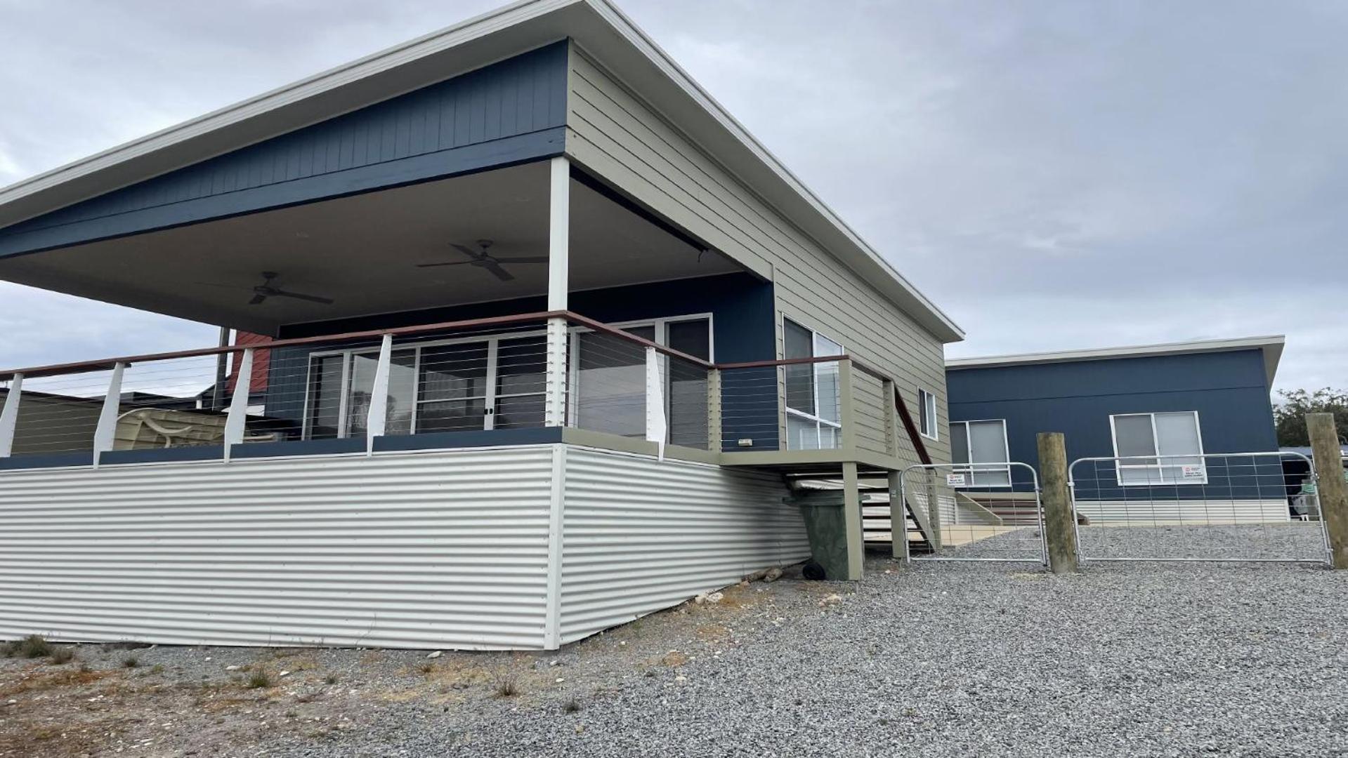 Off The Net - New Listing - Esplanade Property With Views Of The Channel