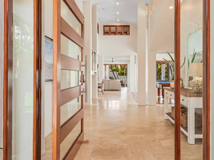 Luxurious, Tropical Haven, Mooloolaba- Moonda5