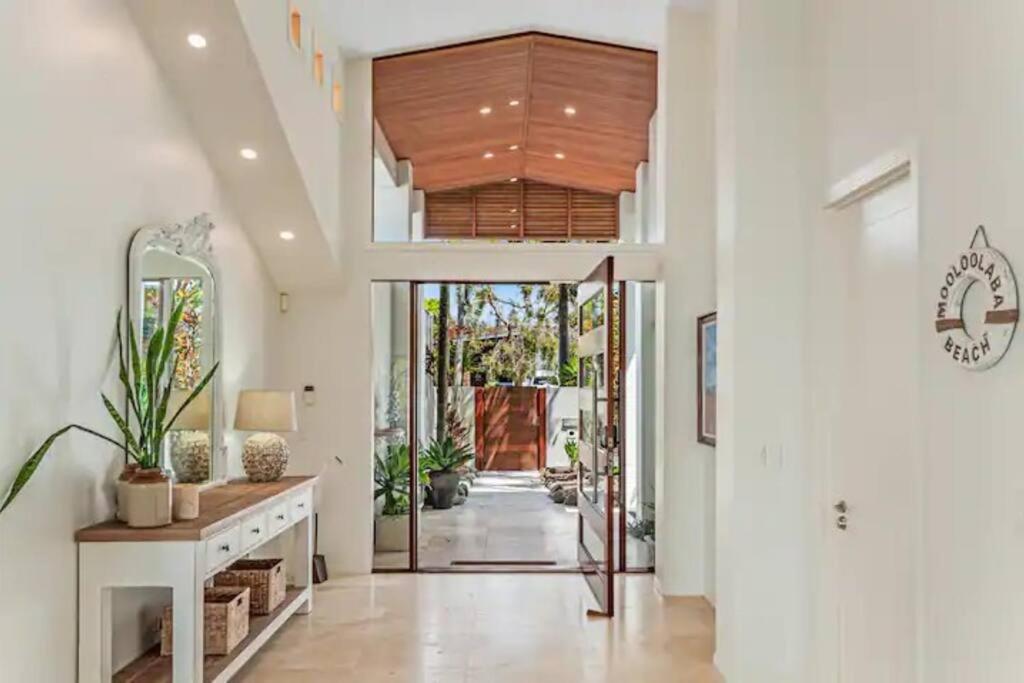 Luxurious, Tropical Haven, Mooloolaba- Moonda5