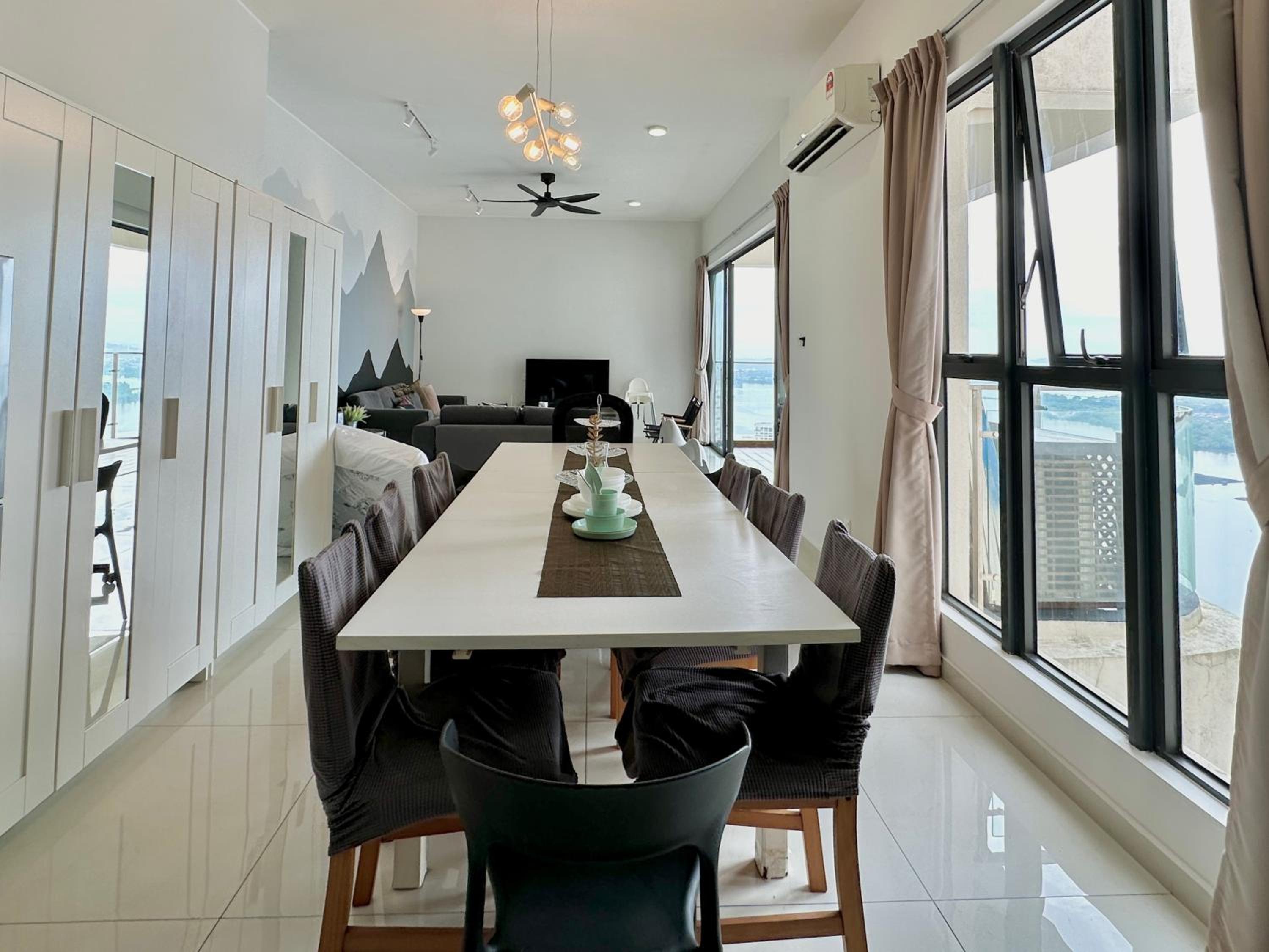 Peace Seaview Near CIQ Johor Bahru 3B2B