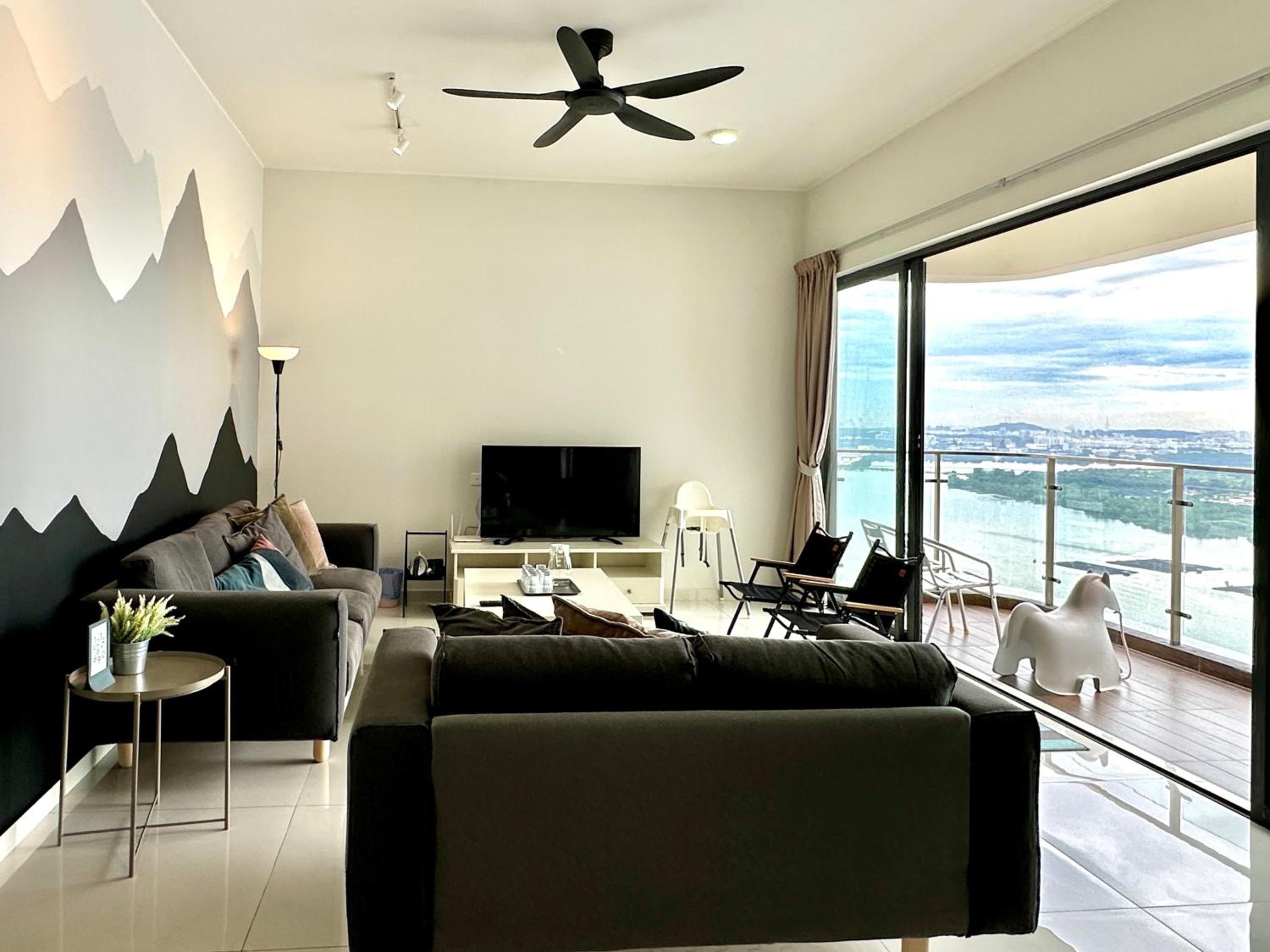 Peace Seaview Near CIQ Johor Bahru 3B2B