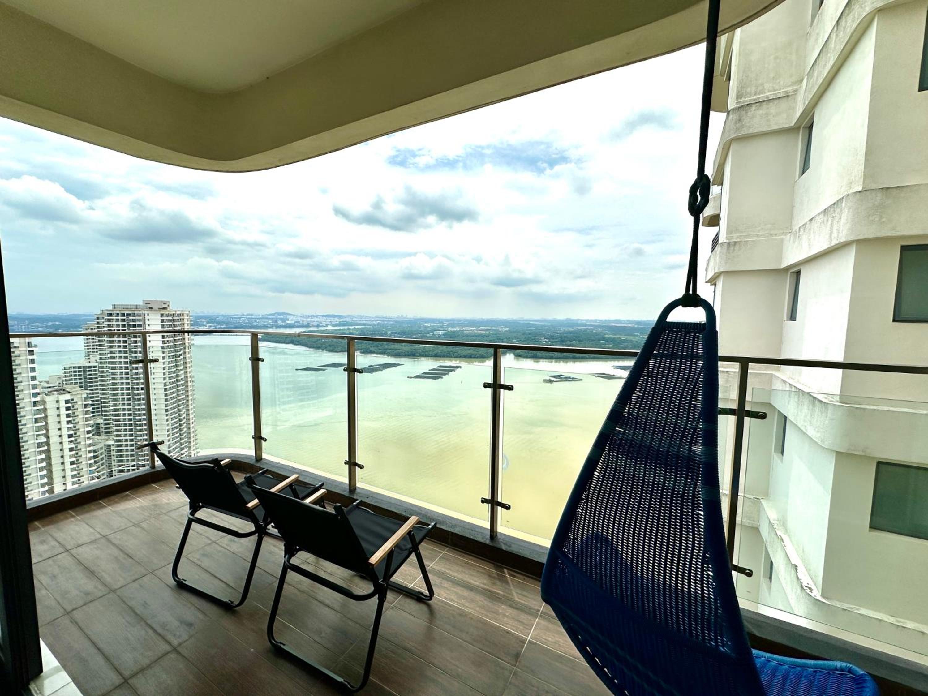 Peace Seaview Near CIQ Johor Bahru 3B2B