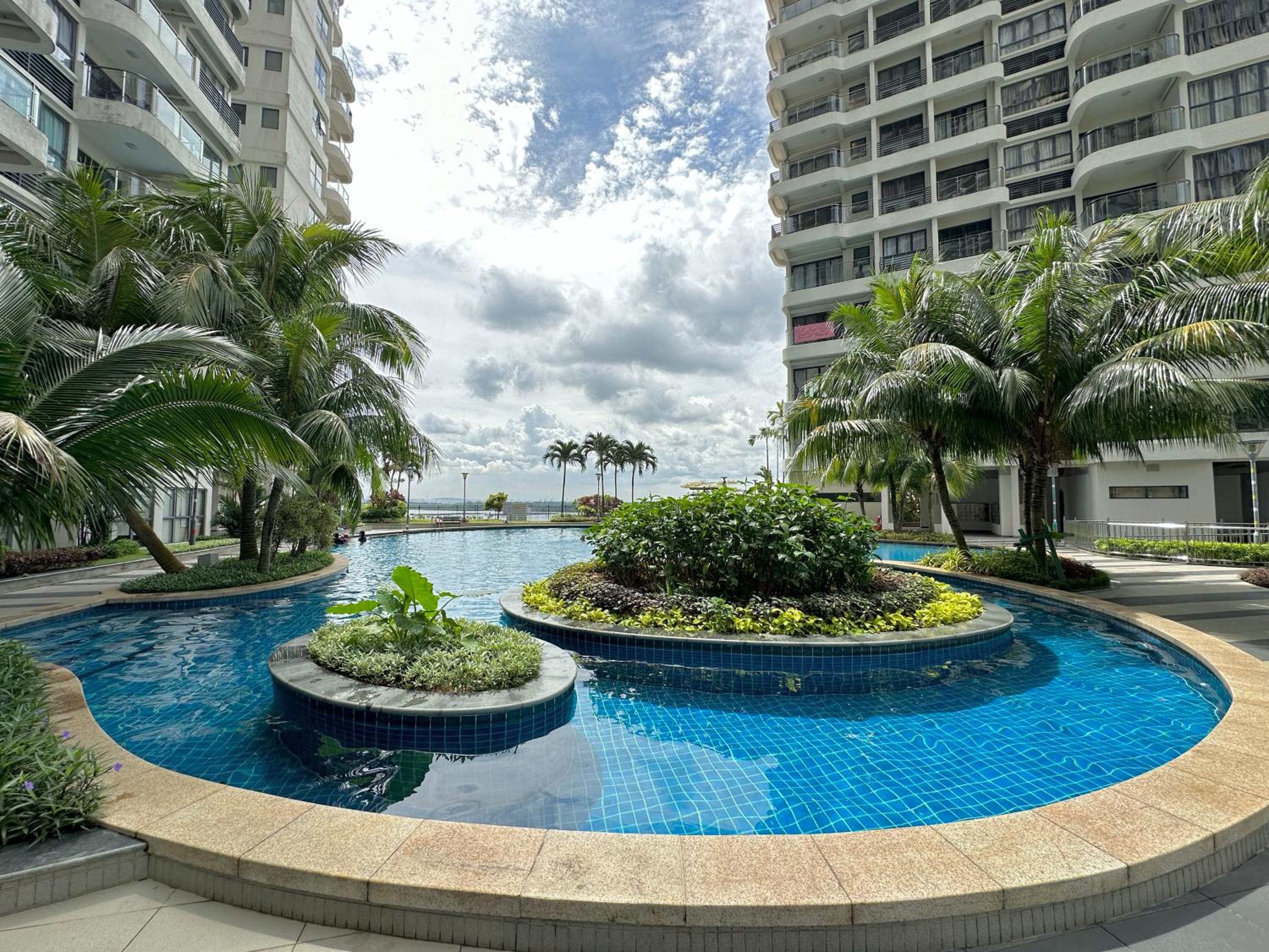 Peace Seaview Near CIQ Johor Bahru 3B2B