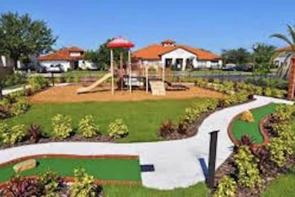 Family Disney Pool Home in Gated Resort Near Golf -16801