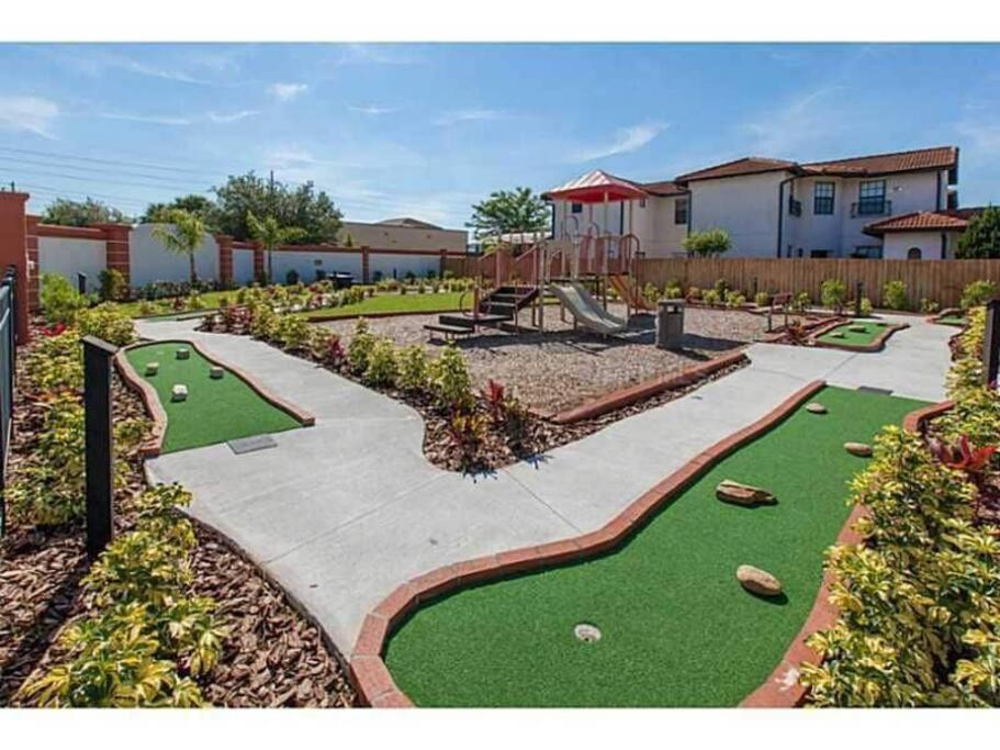 Family Disney Pool Home in Gated Resort Near Golf -16801