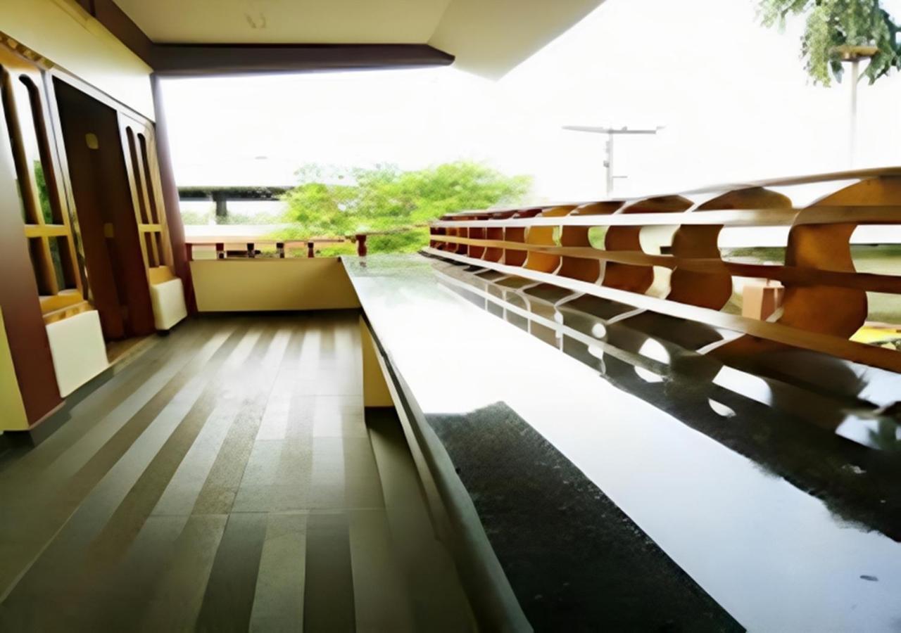 Signature Stay