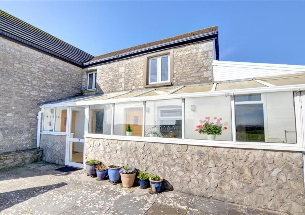 3 Bed in Southerndown oc-way216