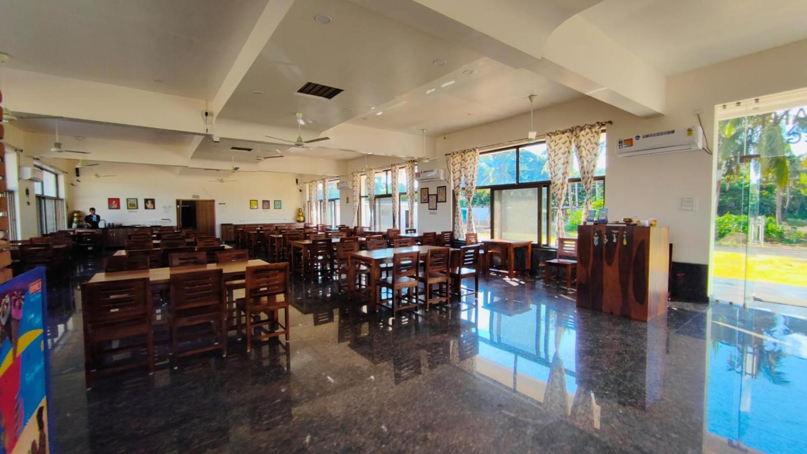 HAMPI DELMONT RESORT