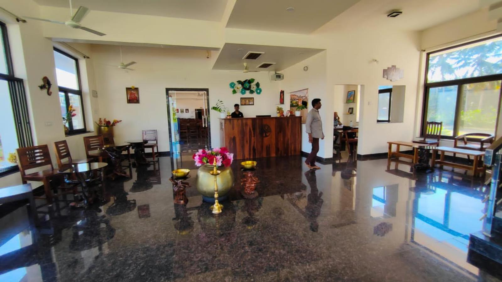 HAMPI DELMONT RESORT