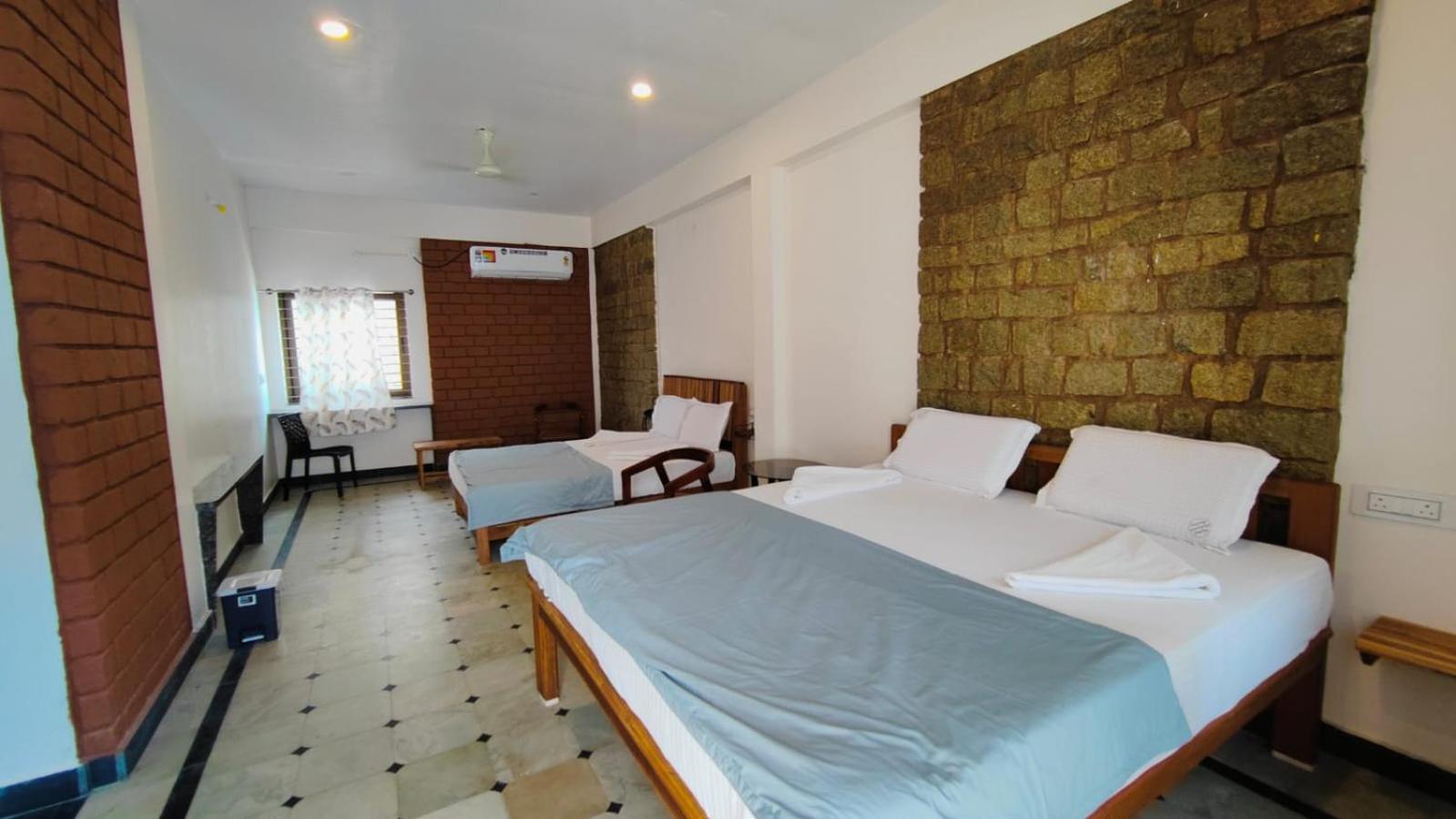 HAMPI DELMONT RESORT