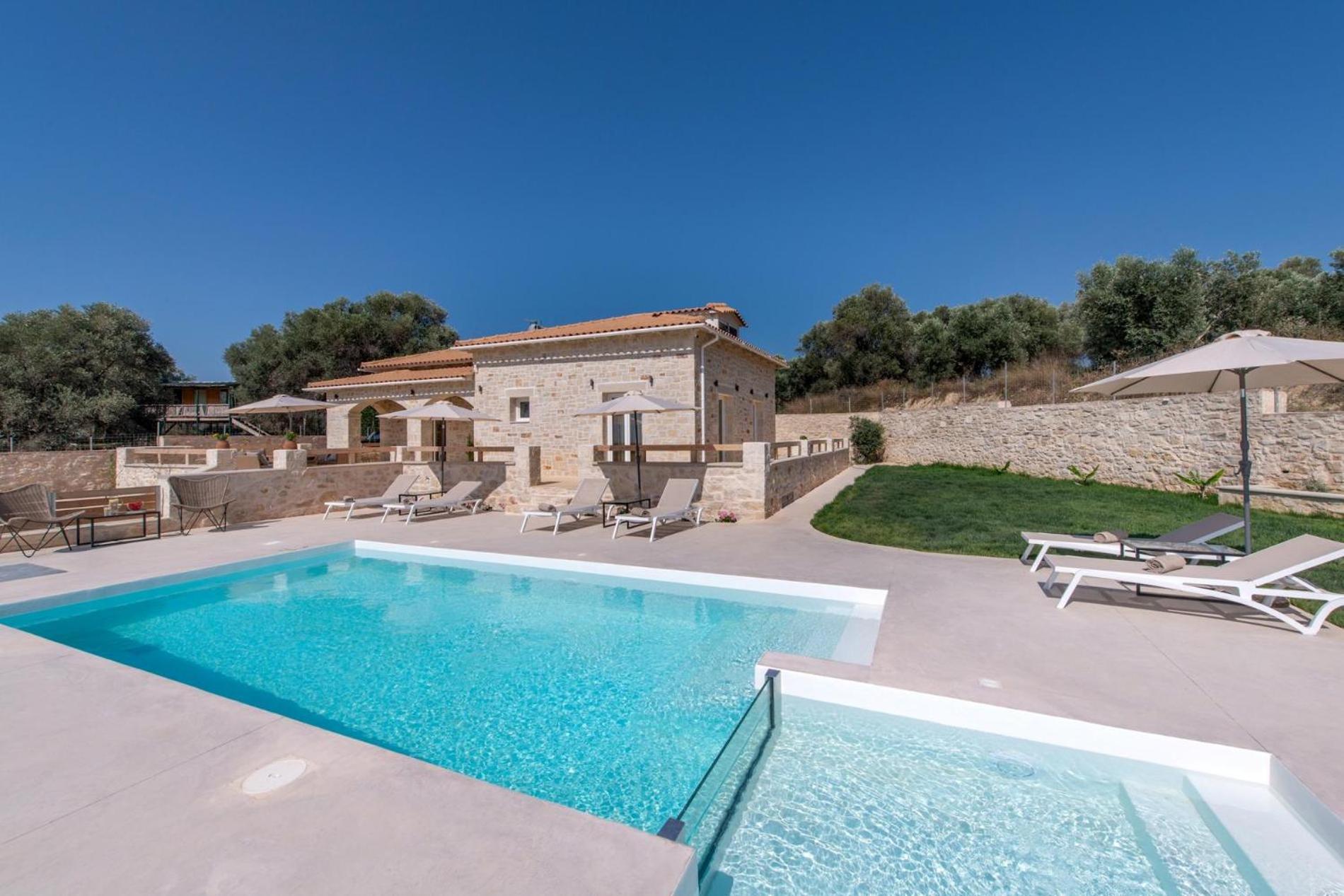 Villa Niragia with Magnificent view view 2