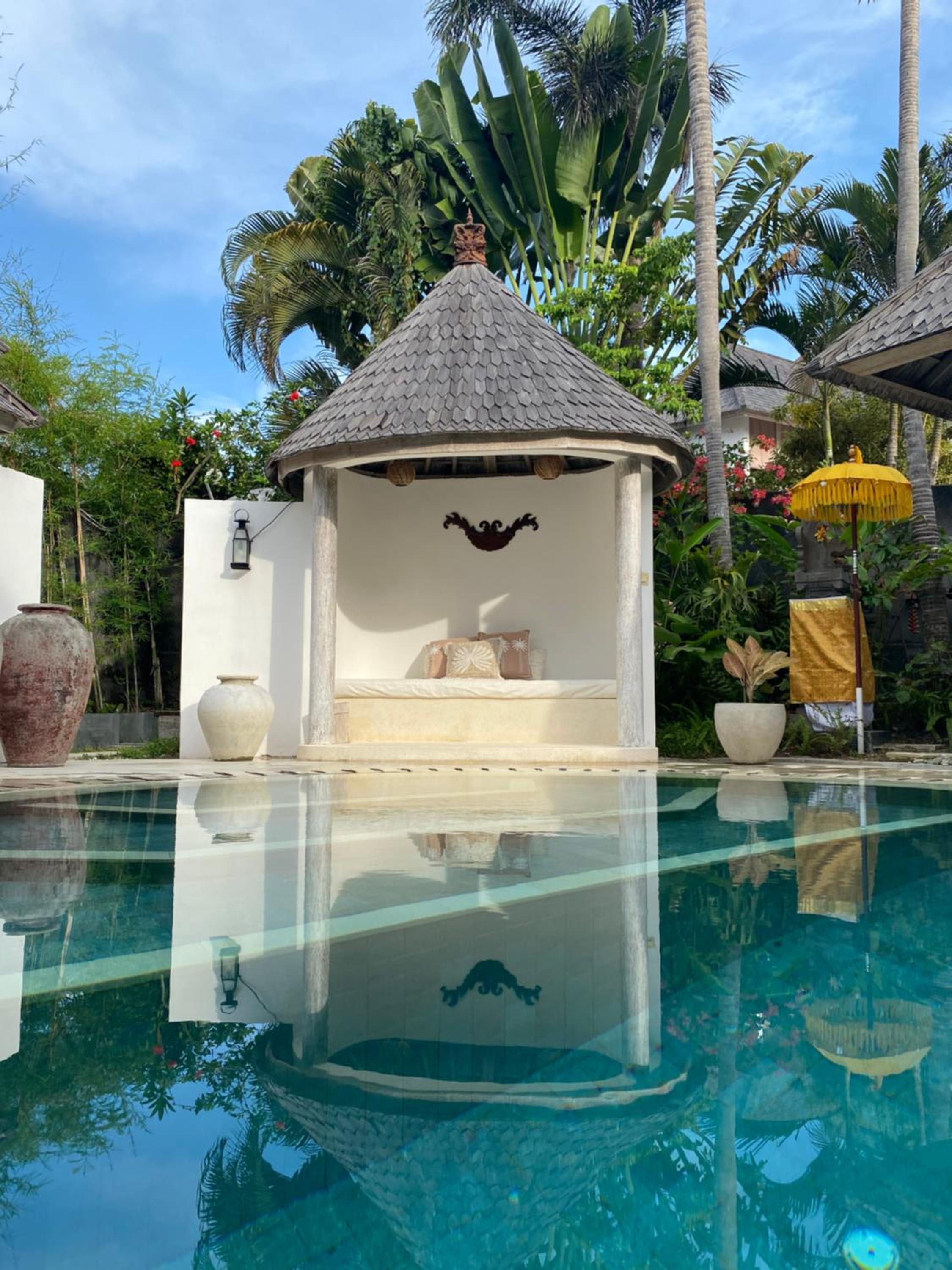 Unique 3BR Villa with Pool 5 minute walk to the Pererenan beach view 5
