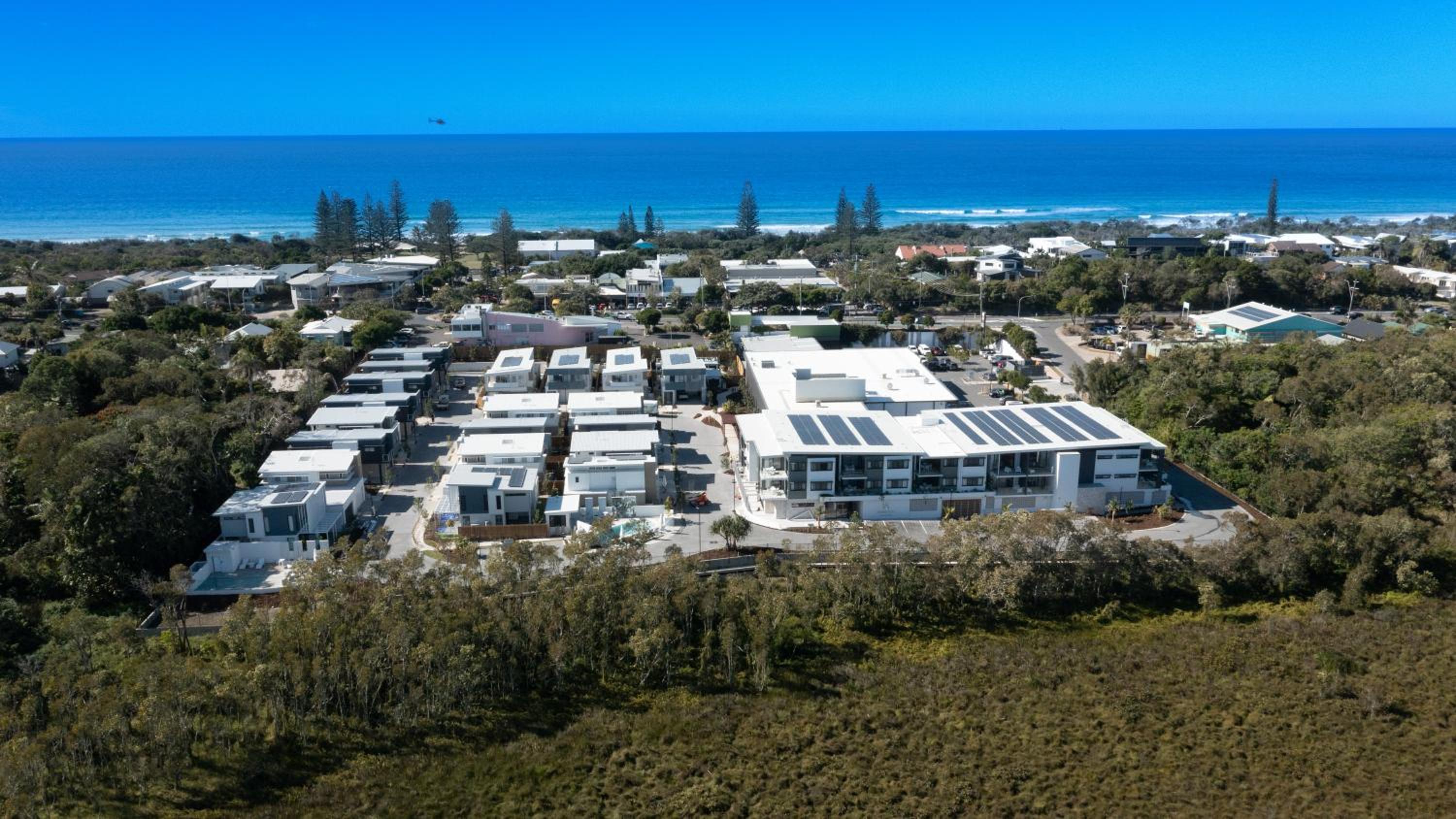 Essence Peregian Beach Resort - Kamala 3 Bedroom Luxury Home