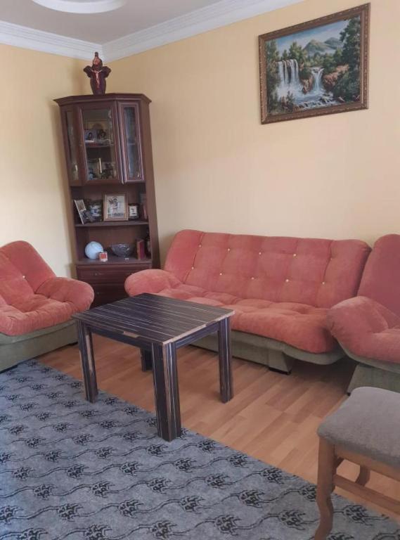 Guest House GIA - Bagrationi St # 42 view 3