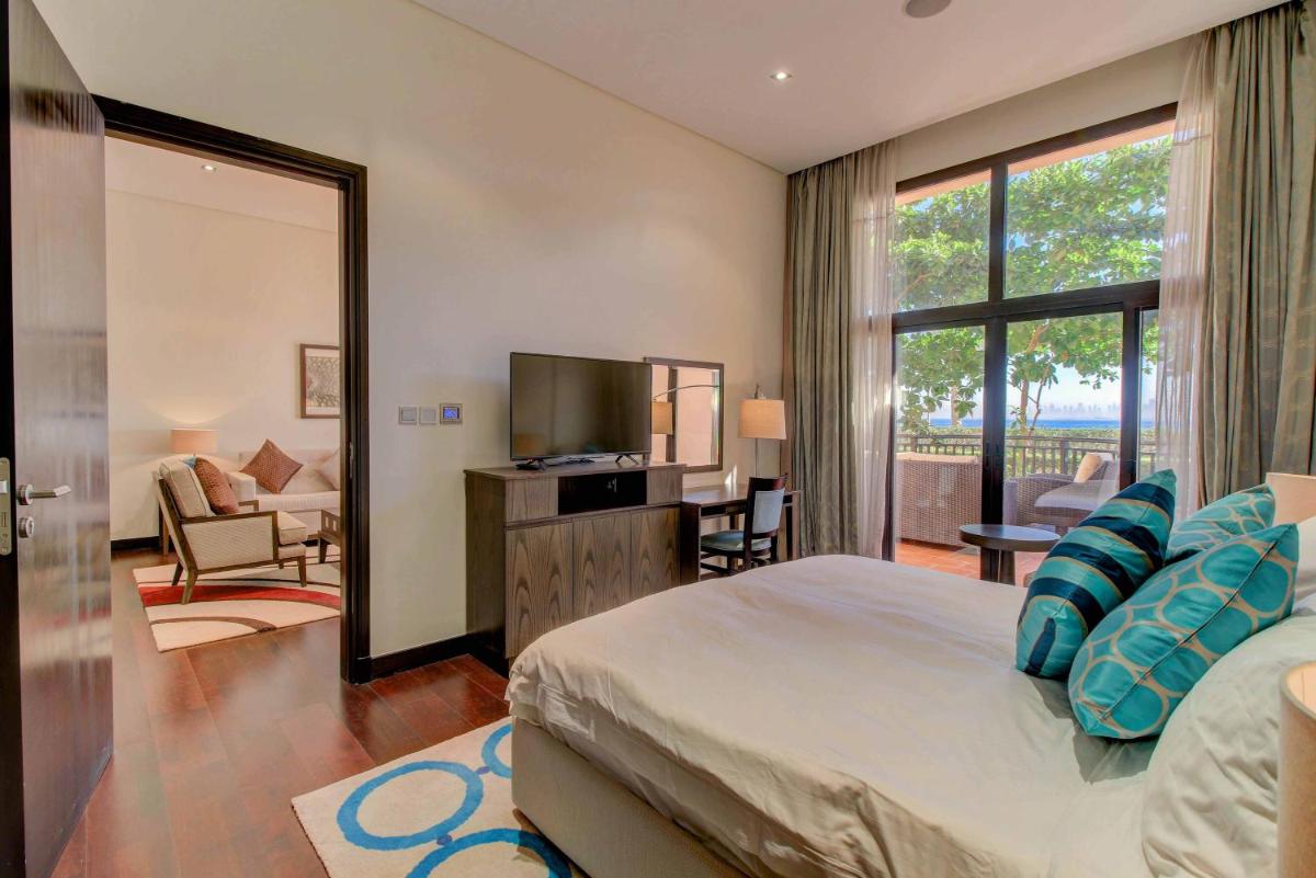Luxe Getaways Royal Amwaj Palm Jumeirah Resort Apartment Holiday Home