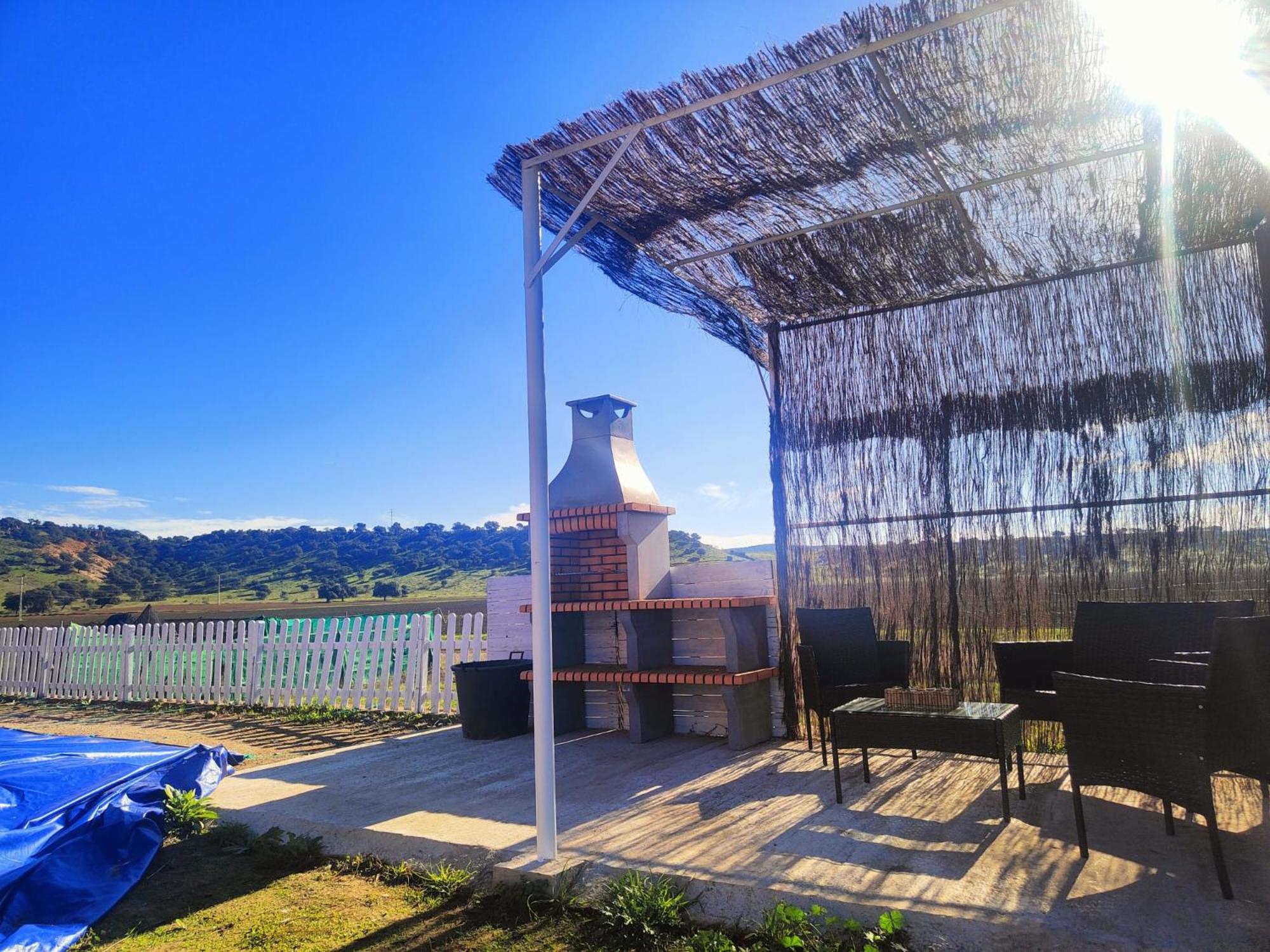 VILLA BILBILIS con piscina privada, barbacoa y parking